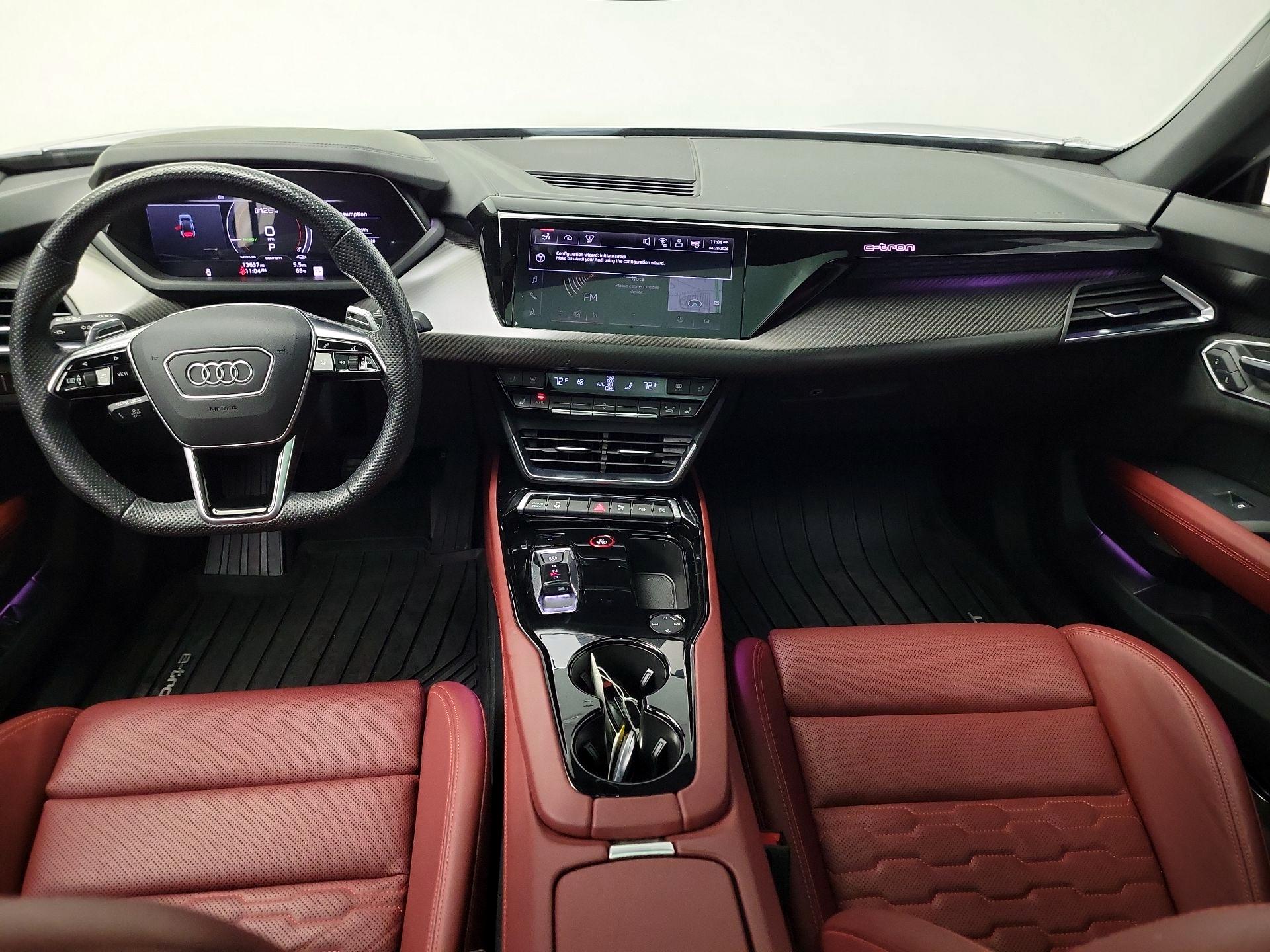 Thumbnail: 2022 Audi e-tron GT - 9