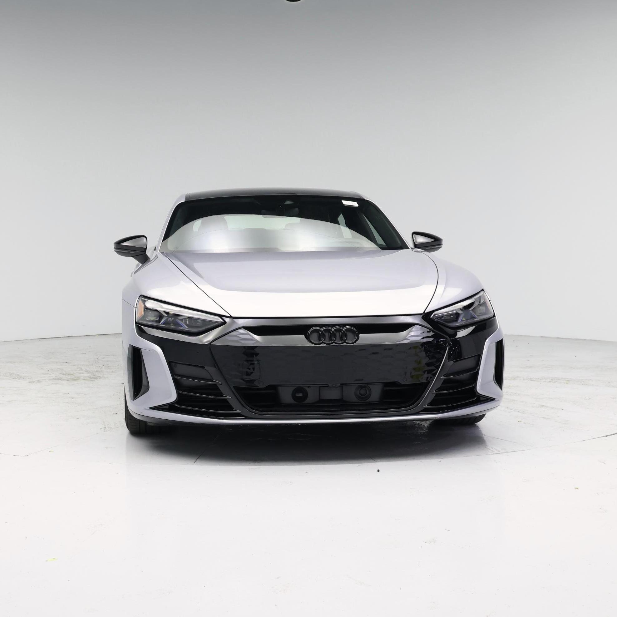Thumbnail: 2022 Audi e-tron GT - 5