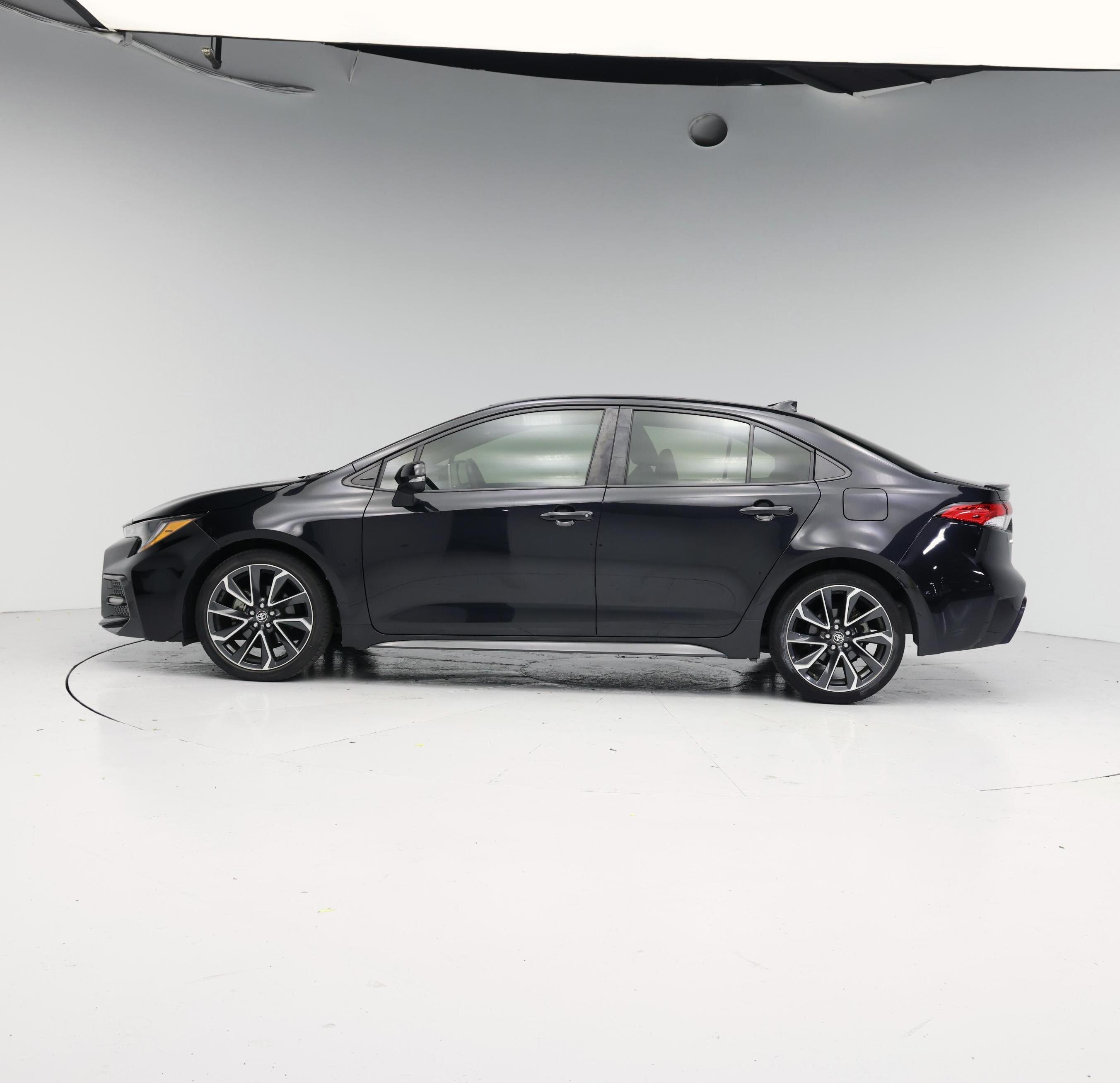 Thumbnail: 2021 Toyota Corolla - 3