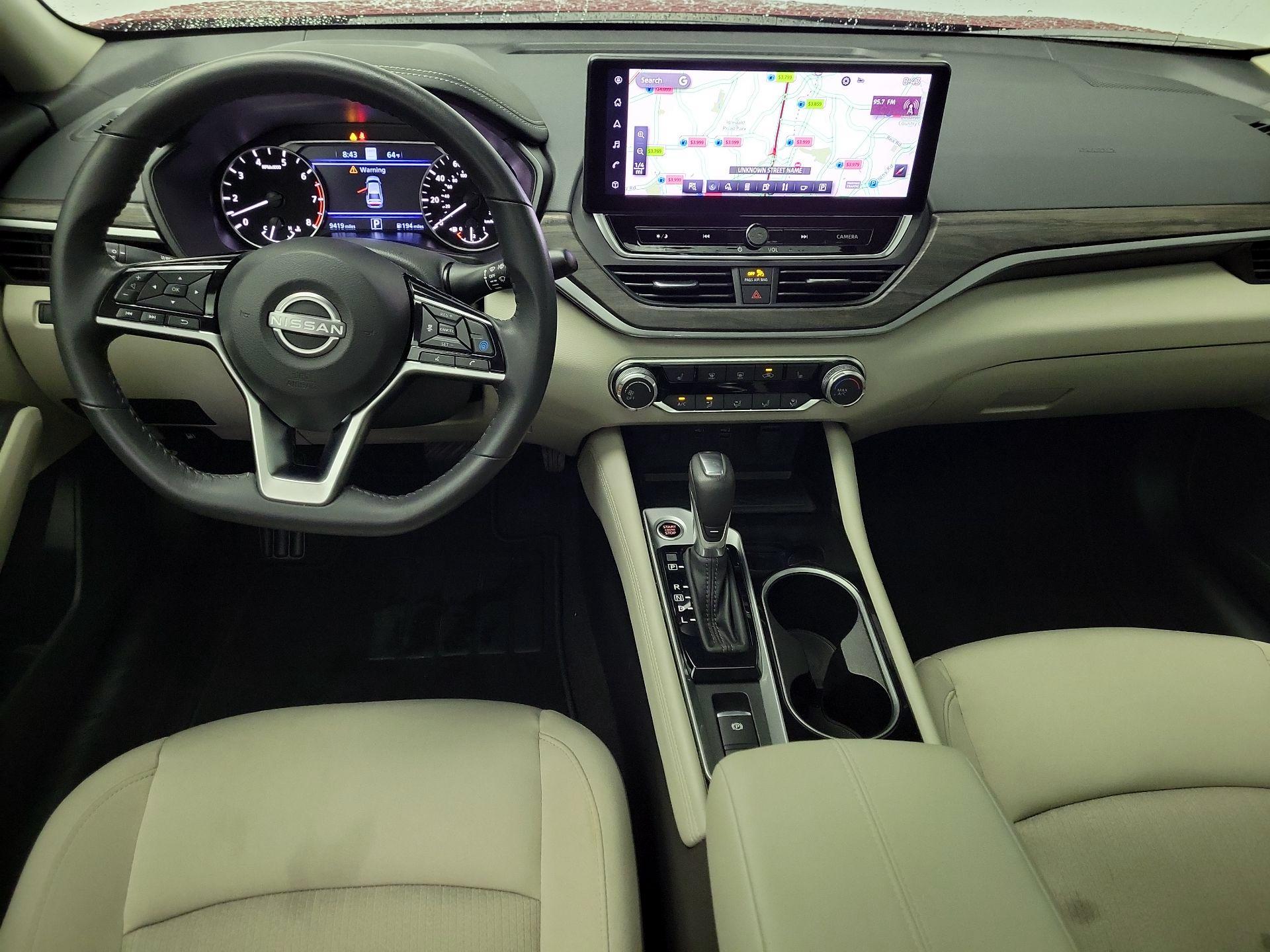 Thumbnail: 2024 Nissan Altima - 9
