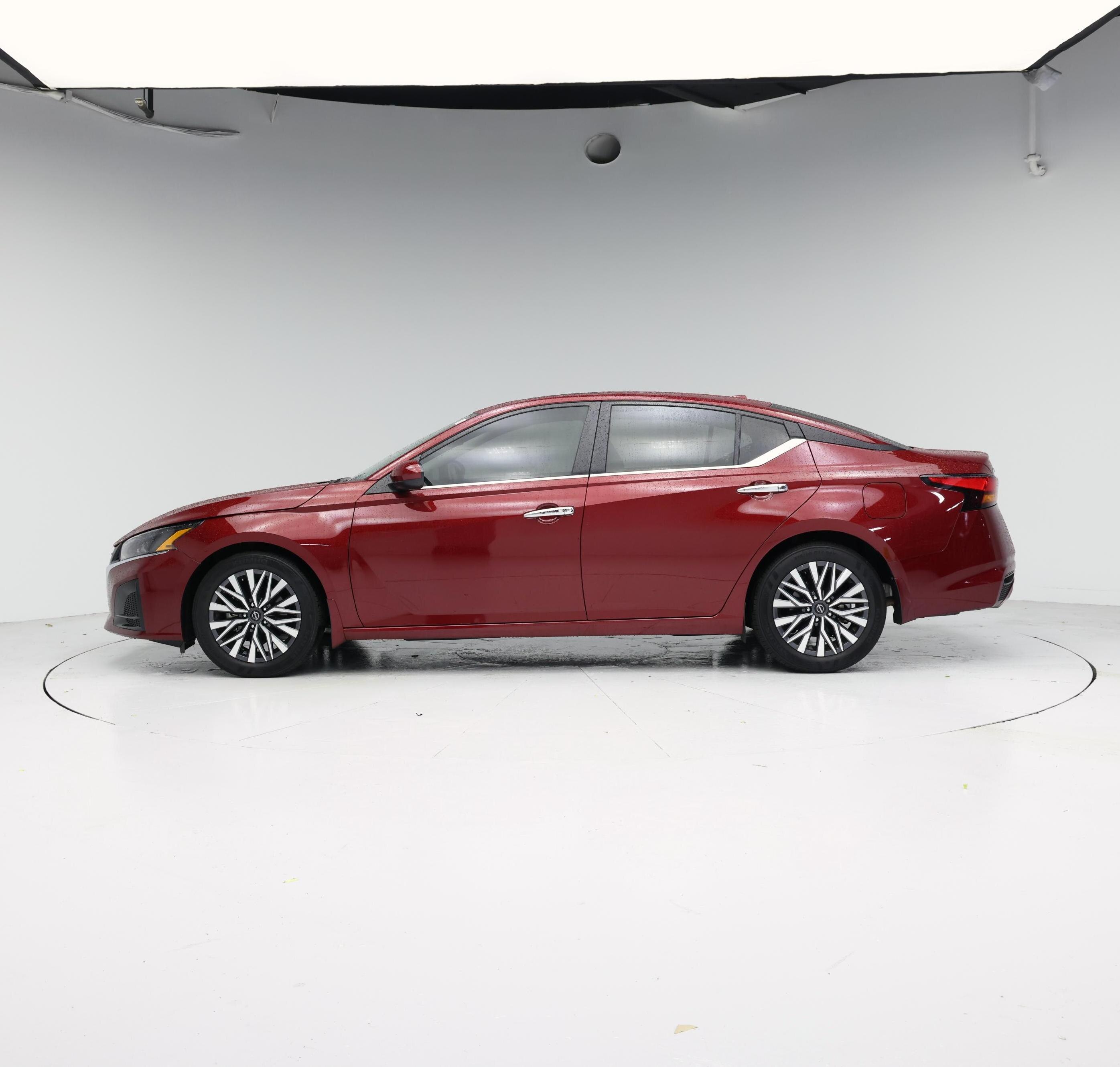 Thumbnail: 2024 Nissan Altima - 3