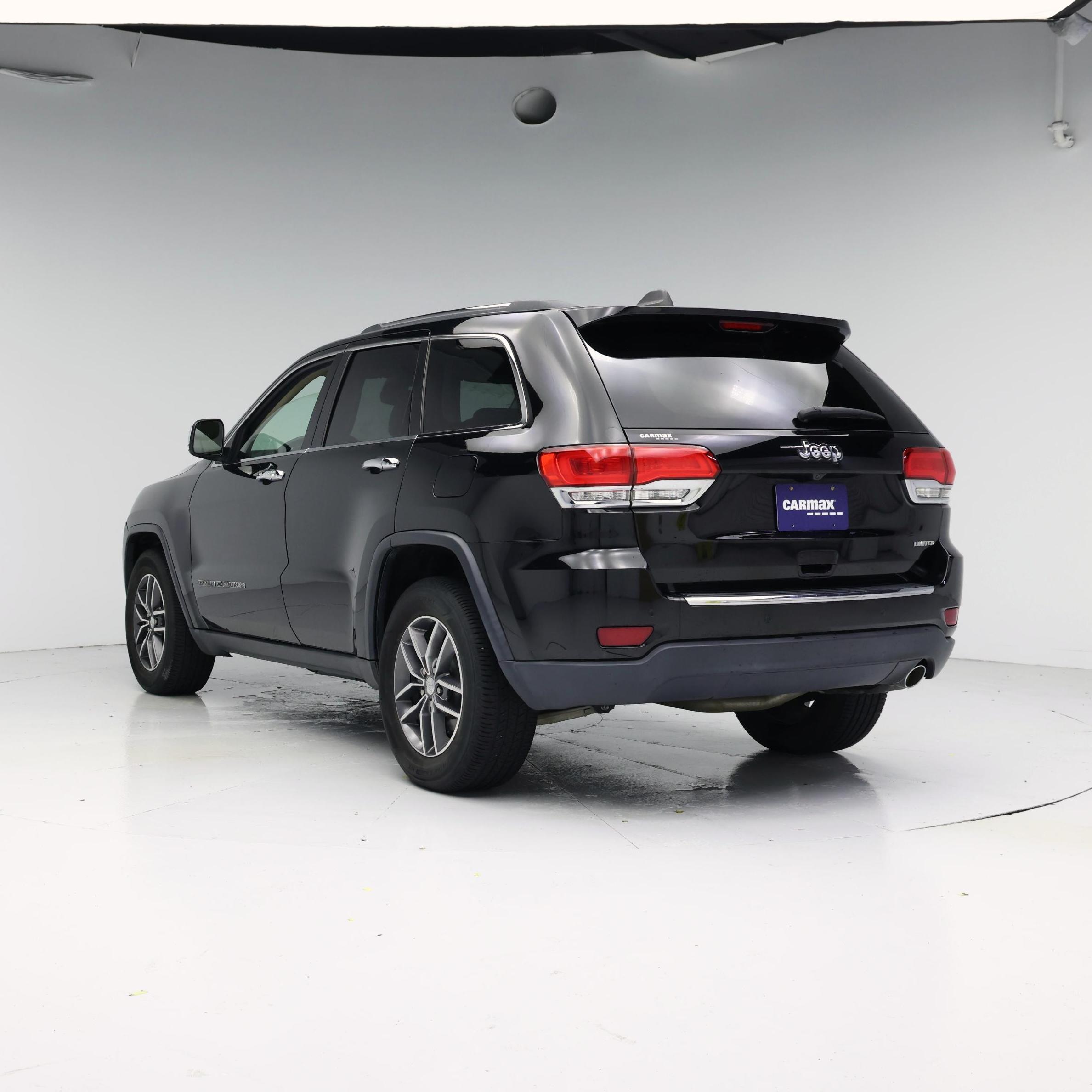 Thumbnail: 2017 Jeep Grand Cherokee - 2