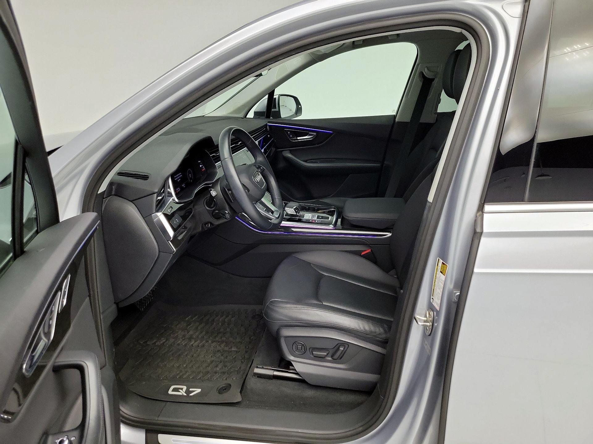 Thumbnail: 2022 Audi Q7 - 11