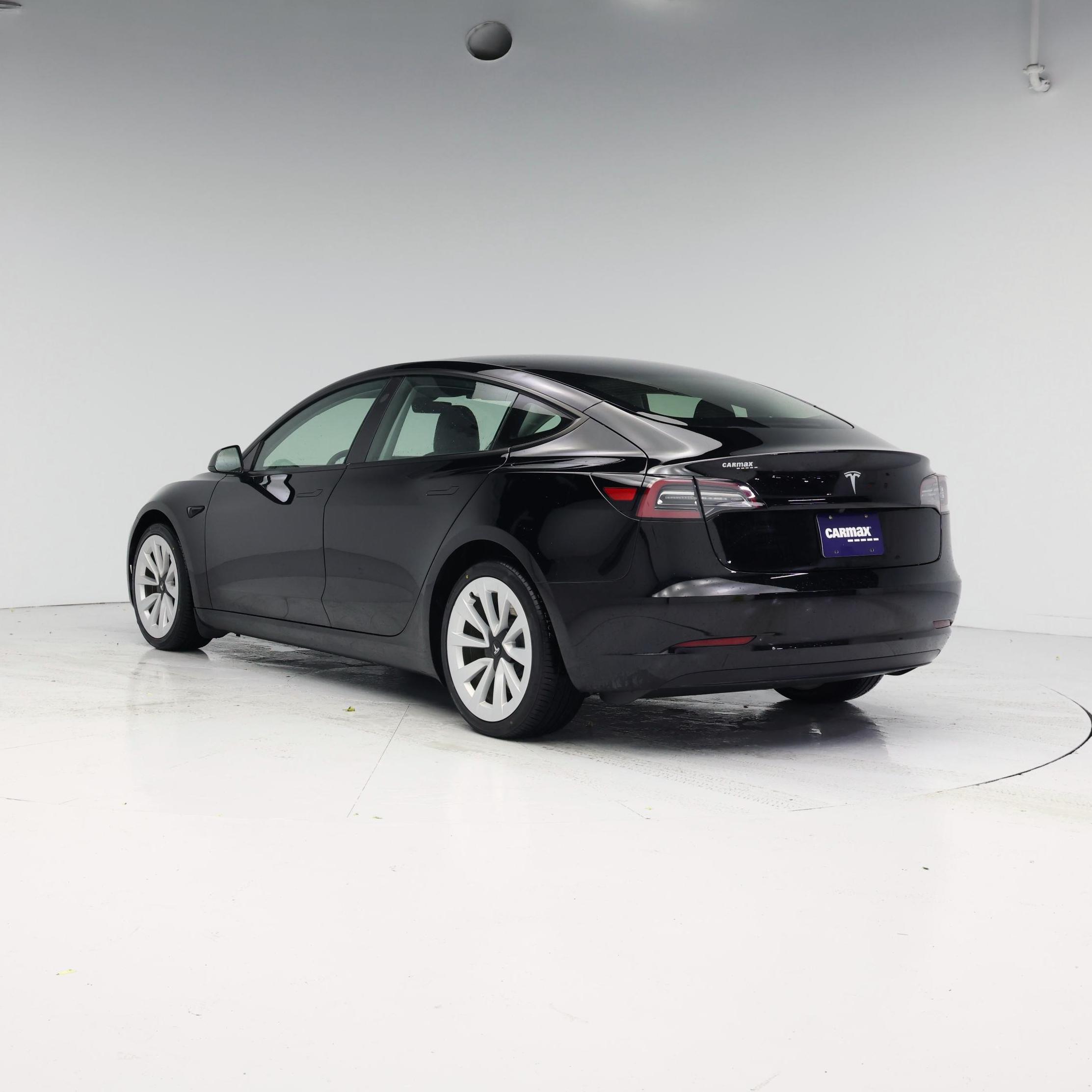 Thumbnail: 2023 Tesla Model 3 - 2