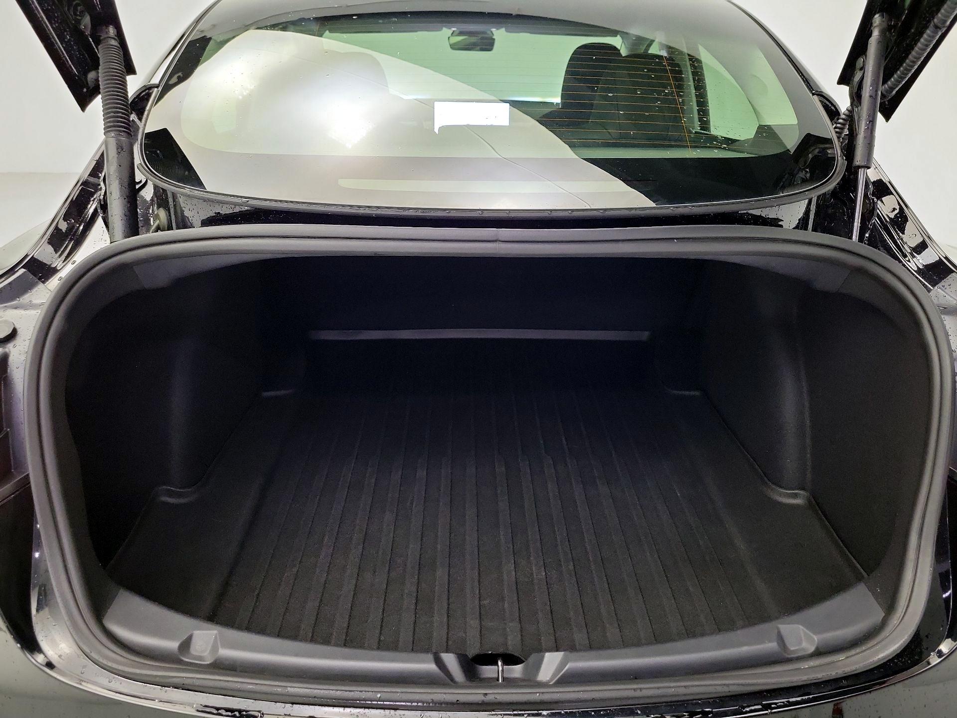Thumbnail: 2023 Tesla Model 3 - 20