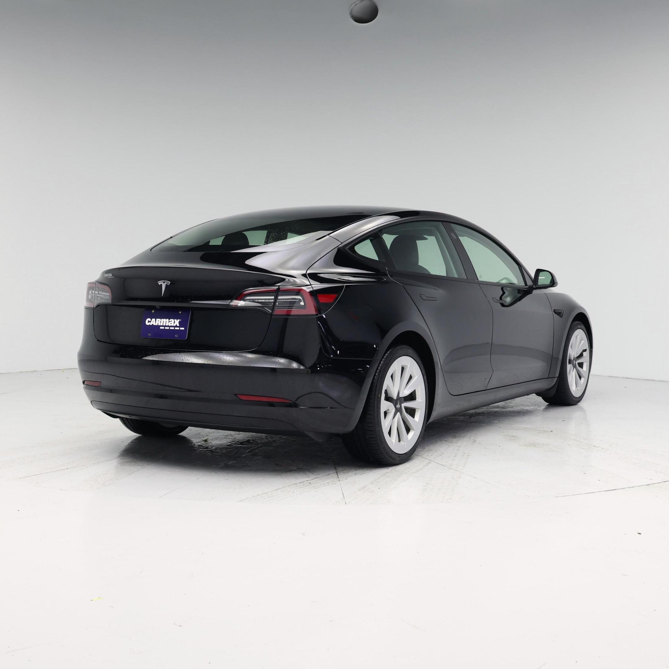Thumbnail: 2023 Tesla Model 3 - 8