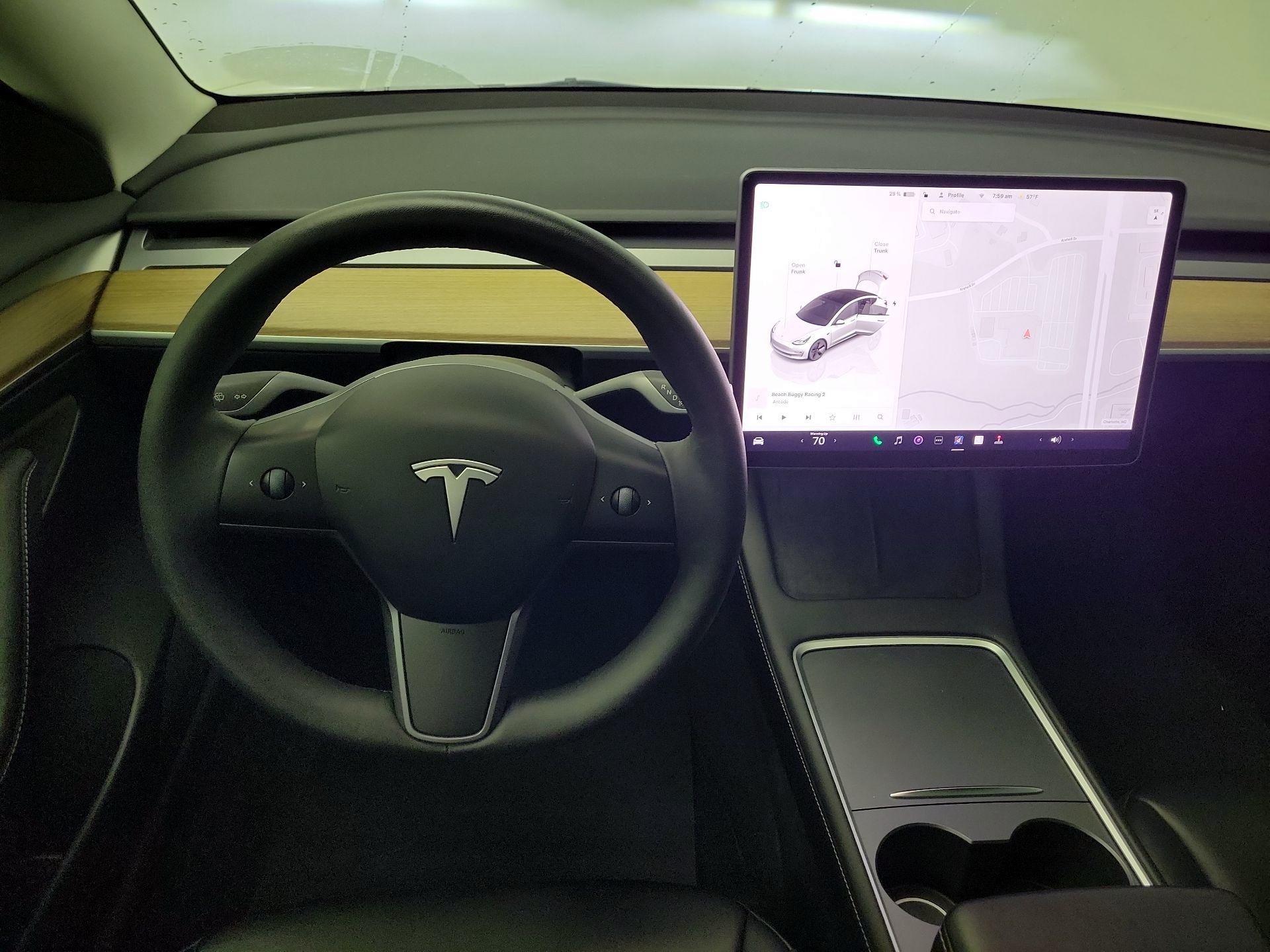 Thumbnail: 2023 Tesla Model 3 - 10