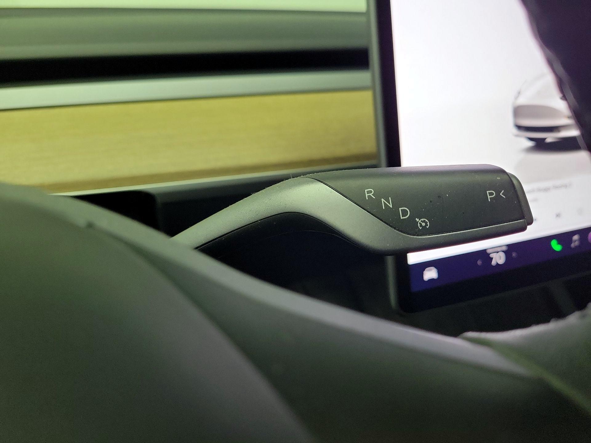 Thumbnail: 2023 Tesla Model 3 - 17