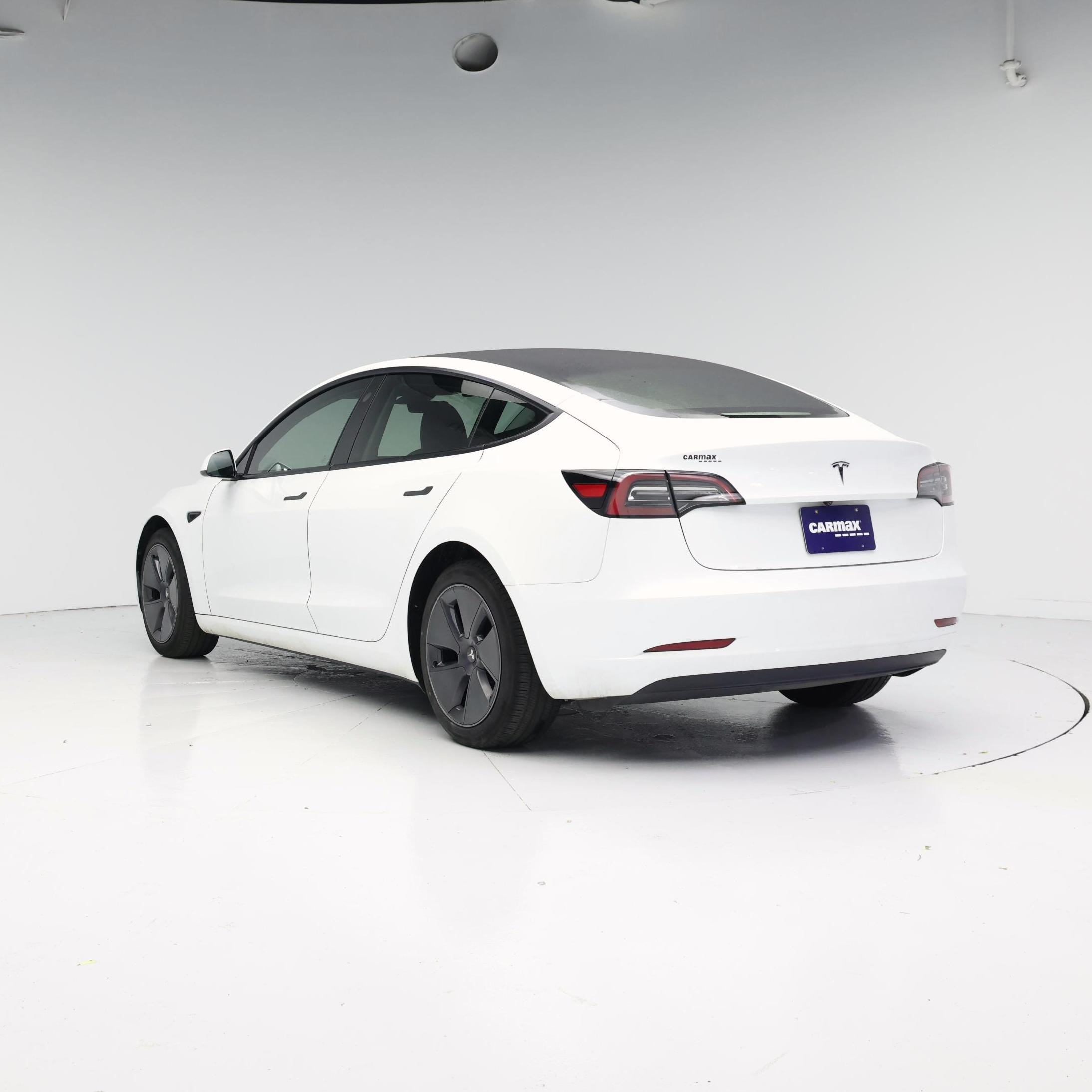 Thumbnail: 2023 Tesla Model 3 - 2
