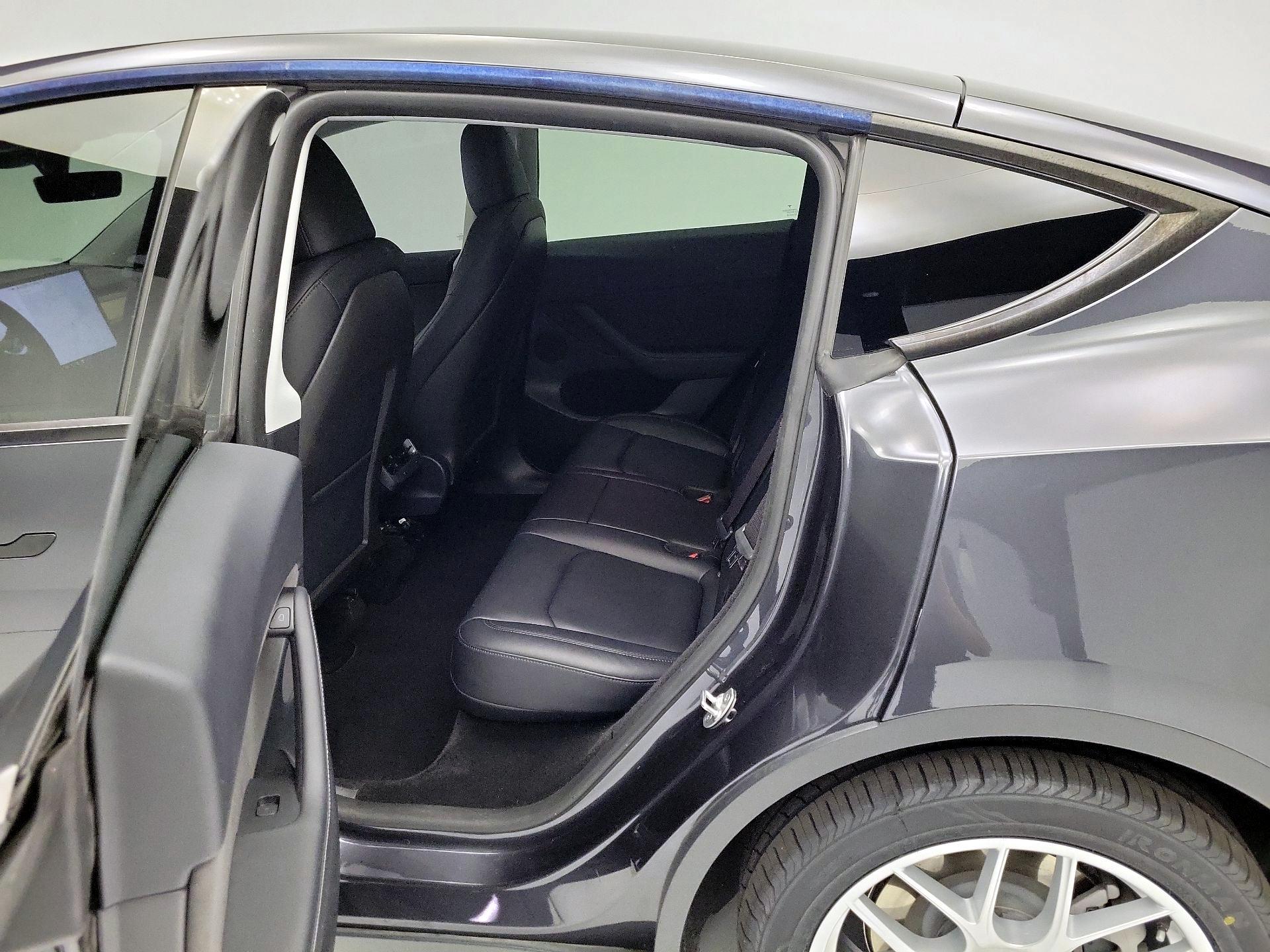Thumbnail: 2024 Tesla Model Y - 20