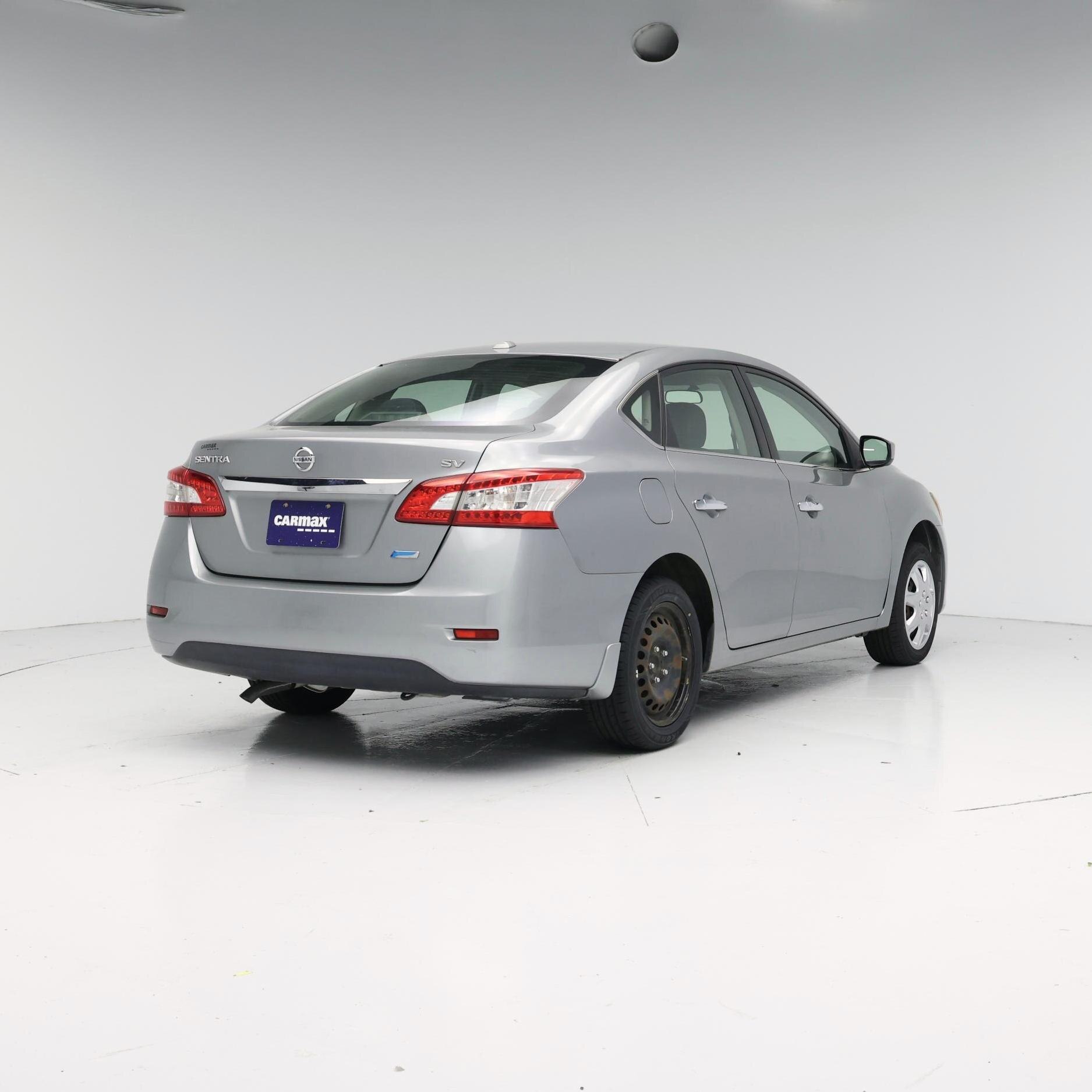 Thumbnail: 2014 Nissan Sentra - 8