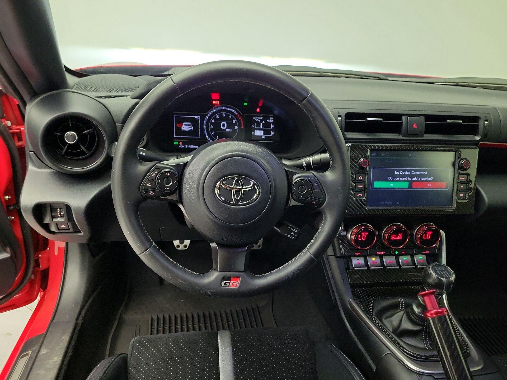 Thumbnail: 2023 Toyota GR86 - 10