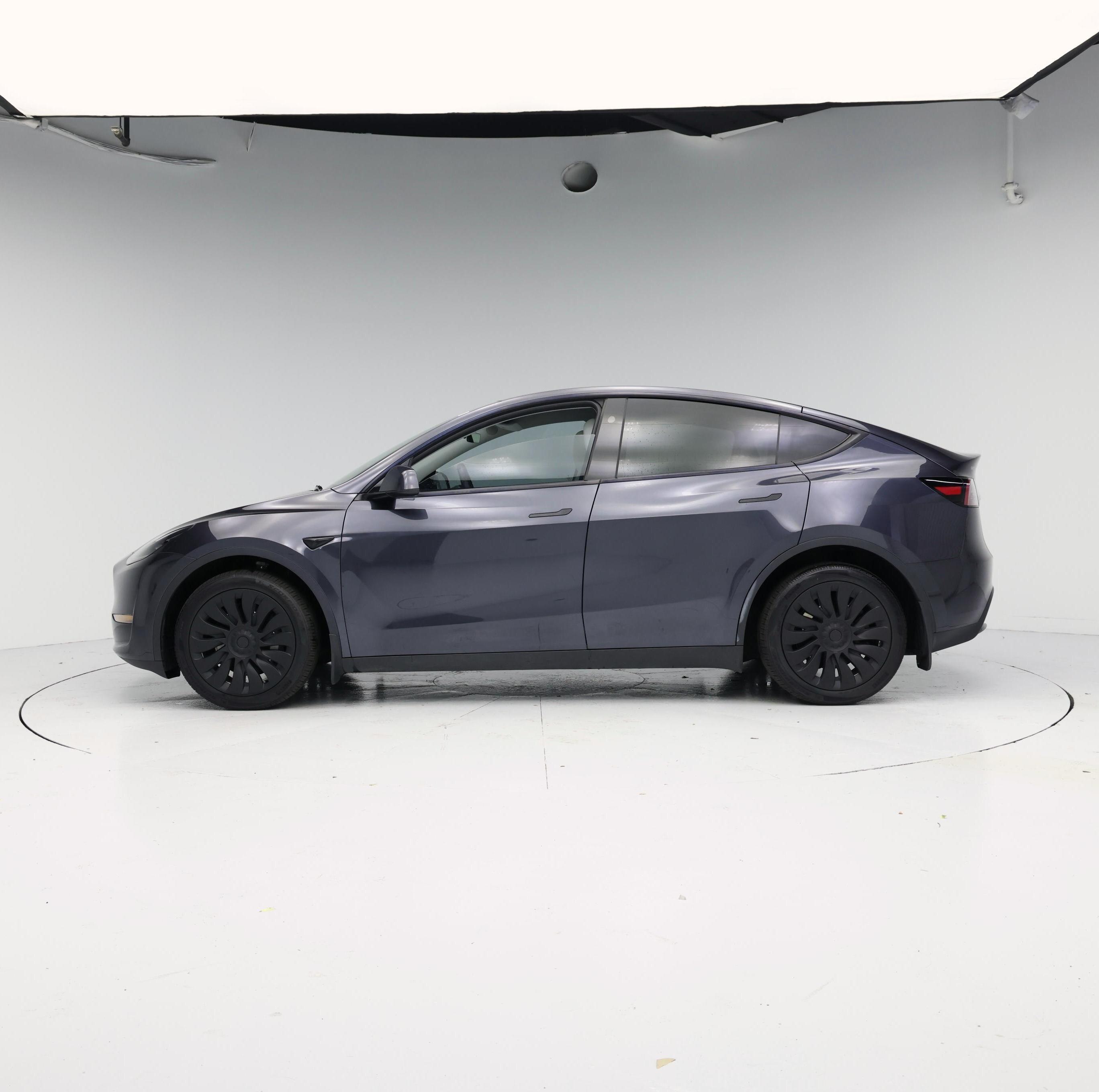 Thumbnail: 2024 Tesla Model Y - 3