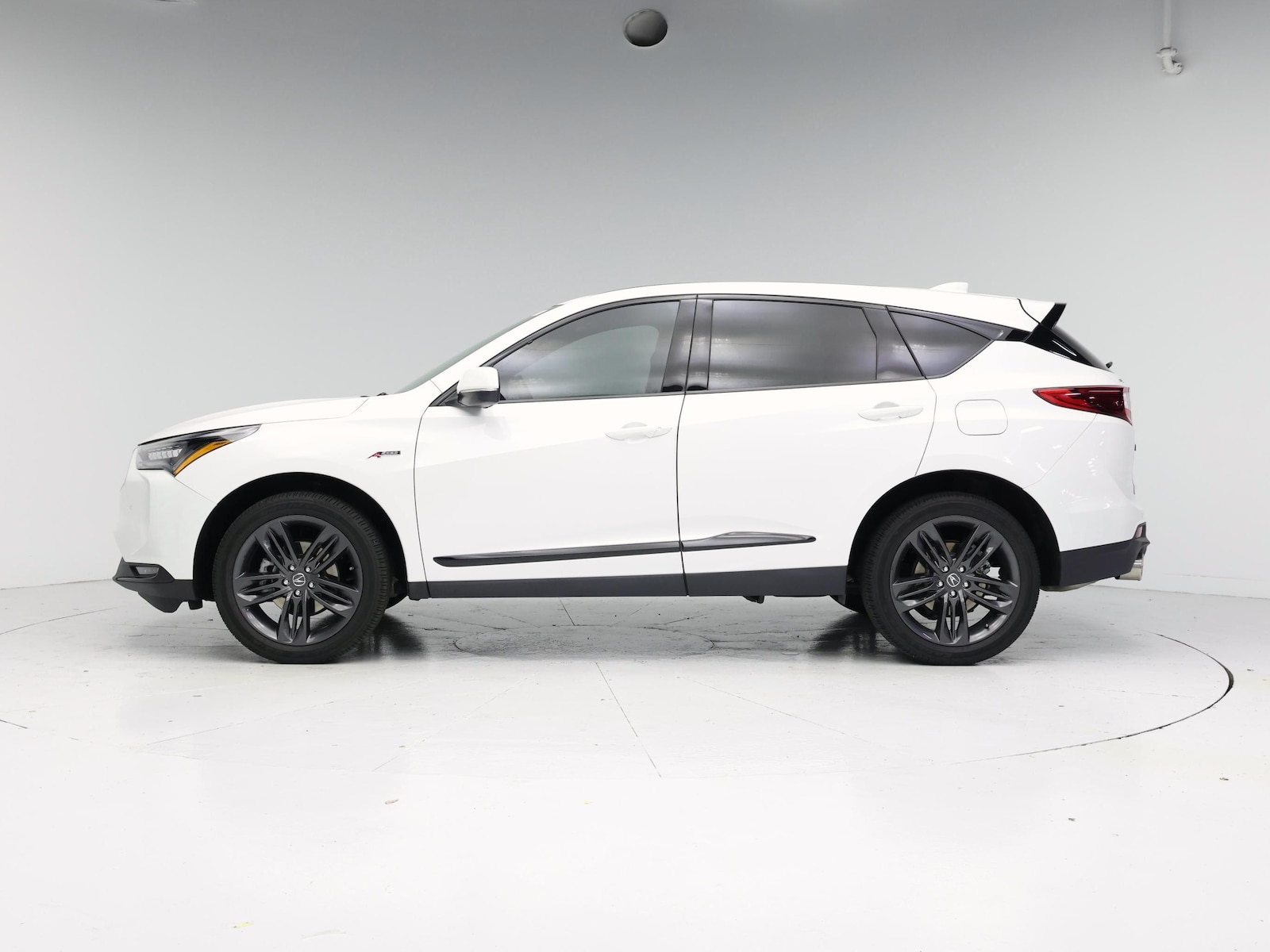 2022 Acura RDX A-Spec Package - Photo 4
