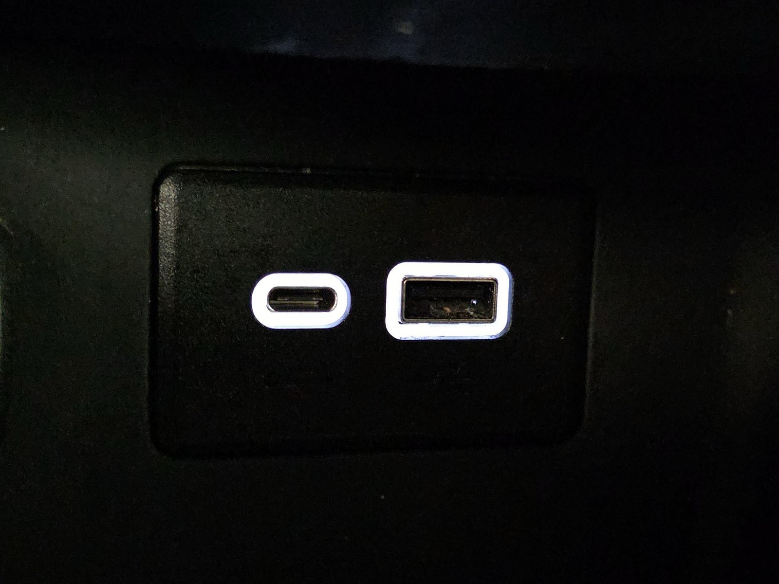 2022 GMC Acadia SLE - Photo 19