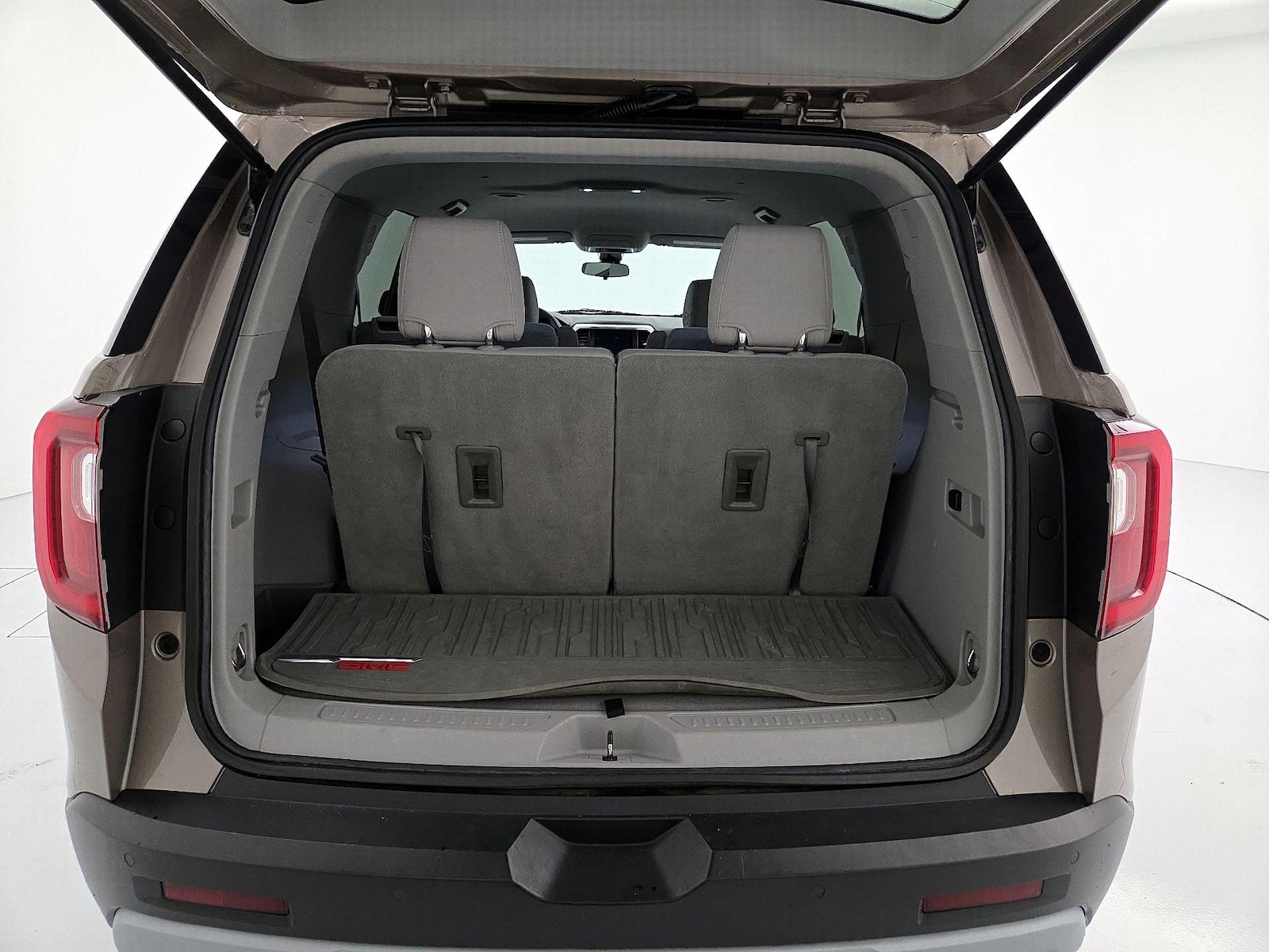 2022 GMC Acadia SLE - Photo 22
