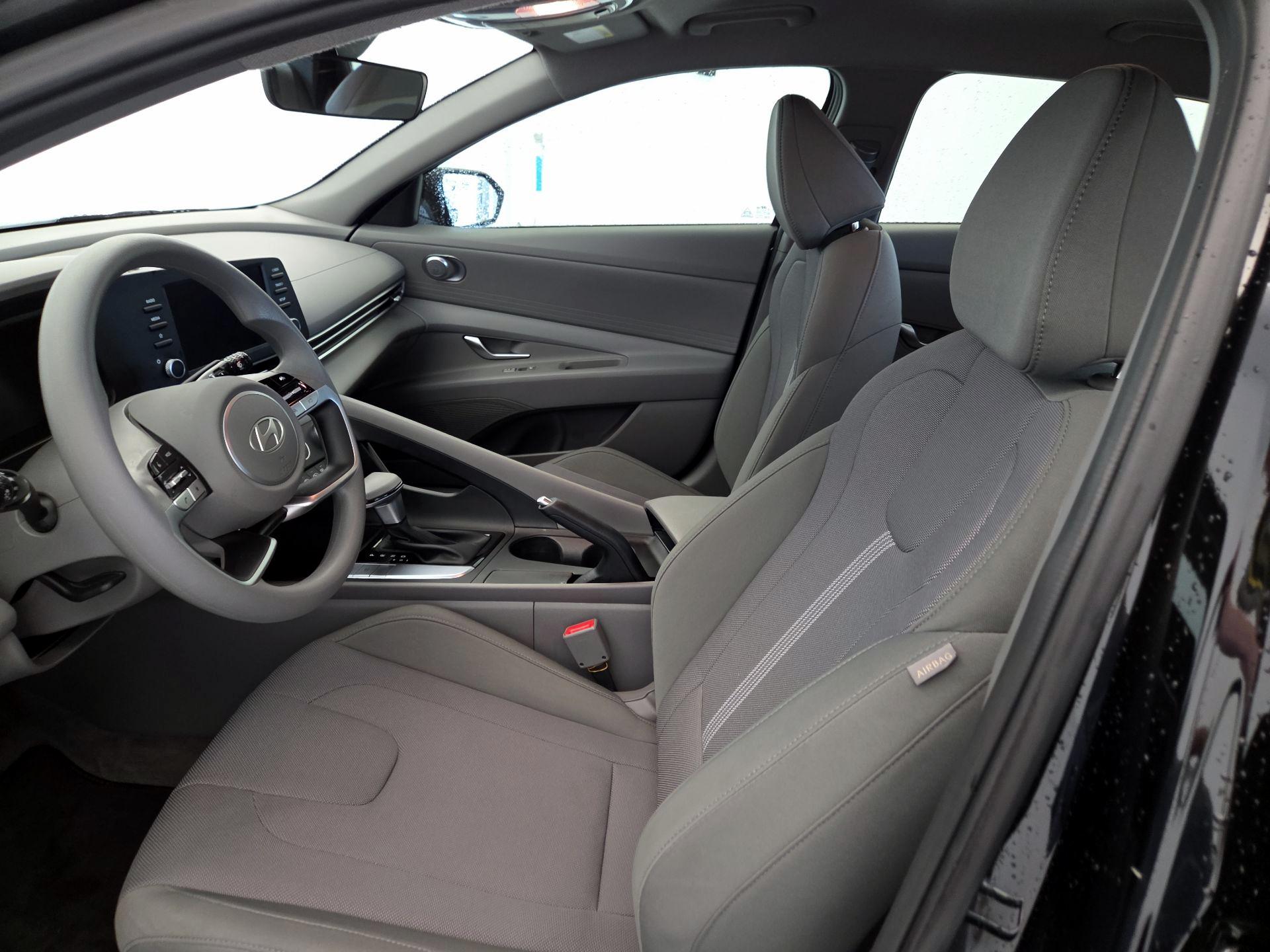 Thumbnail: 2025 Hyundai Elantra - 11