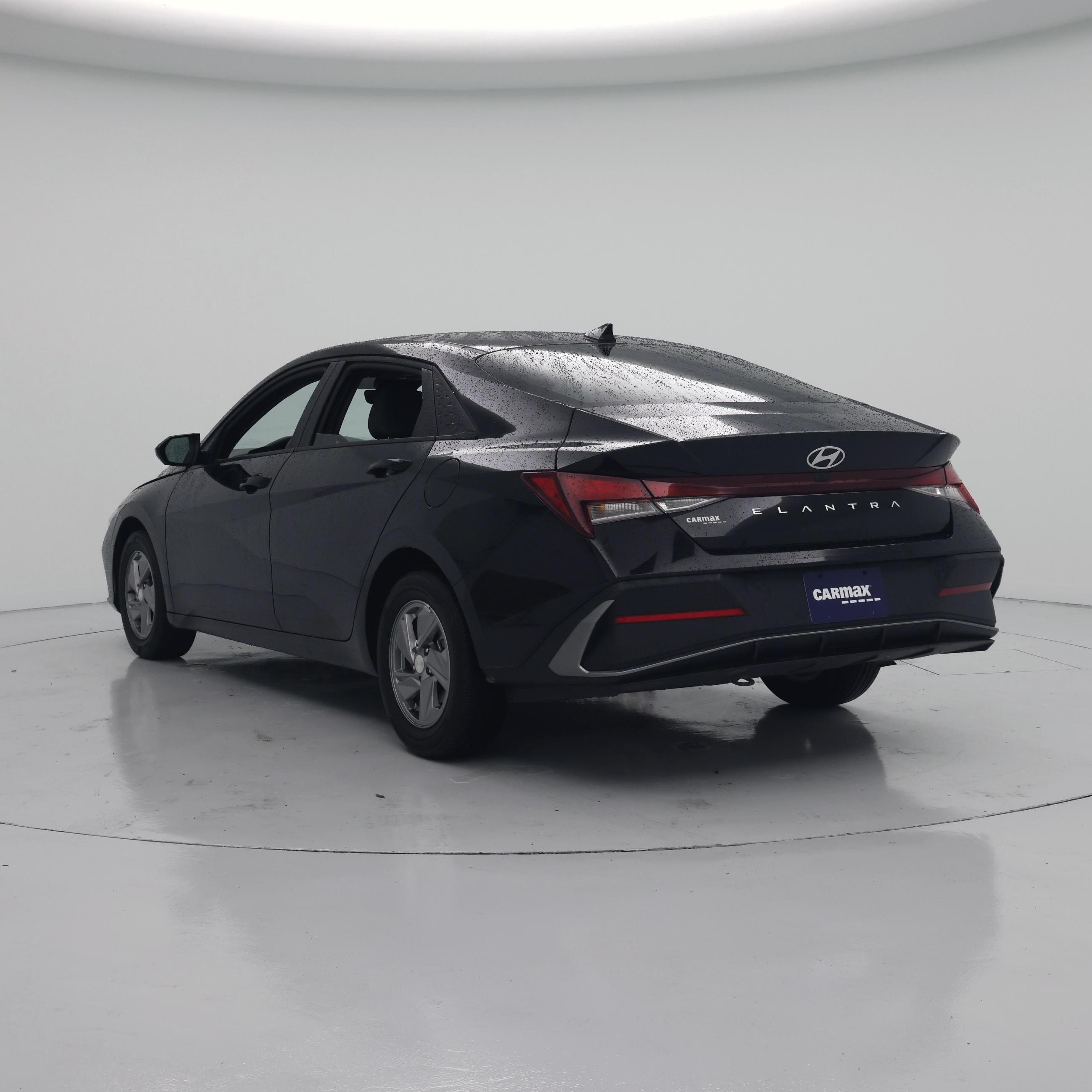 Thumbnail: 2025 Hyundai Elantra - 2