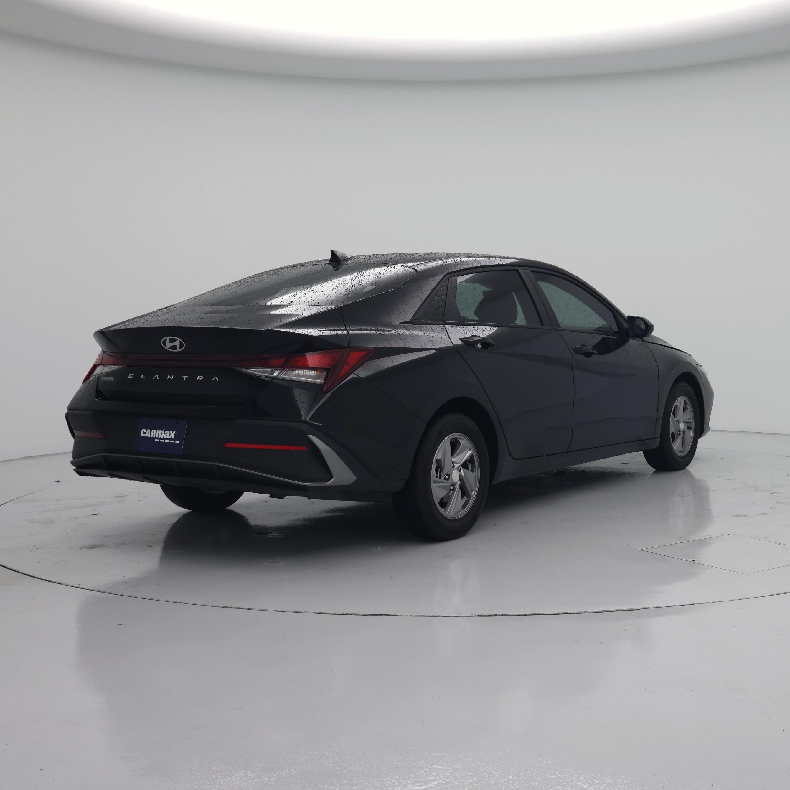 Thumbnail: 2025 Hyundai Elantra - 8