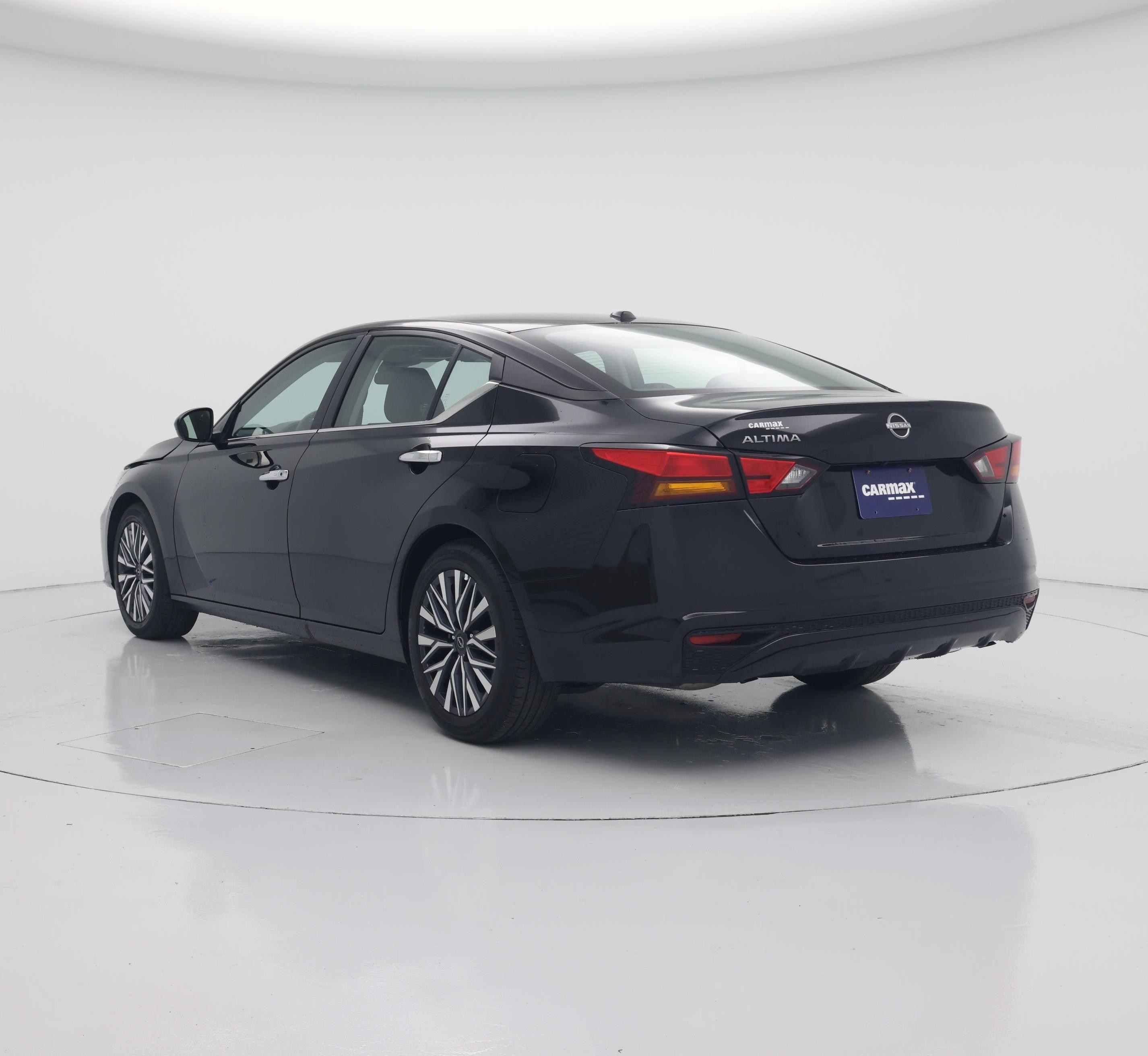 Thumbnail: 2025 Nissan Altima - 2