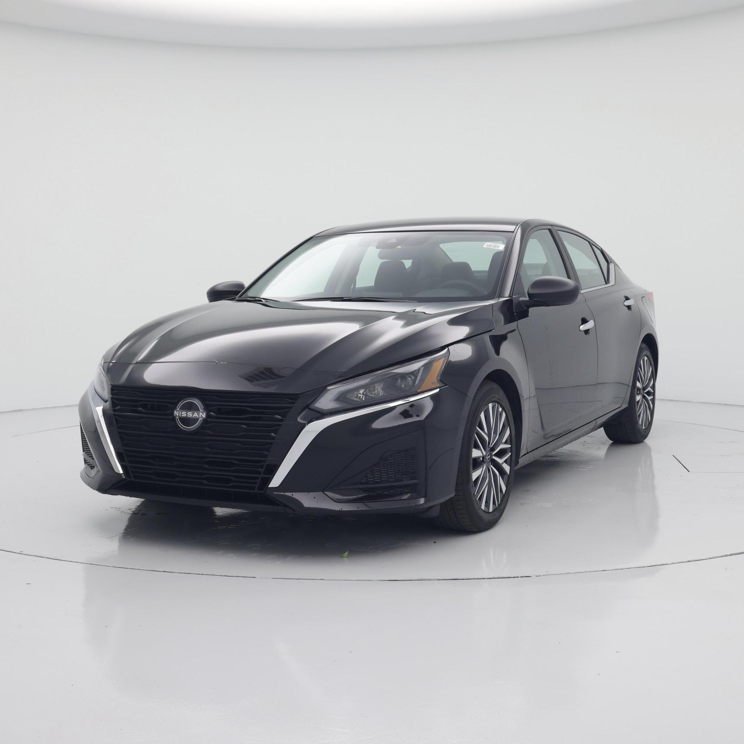 Thumbnail: 2025 Nissan Altima - 4