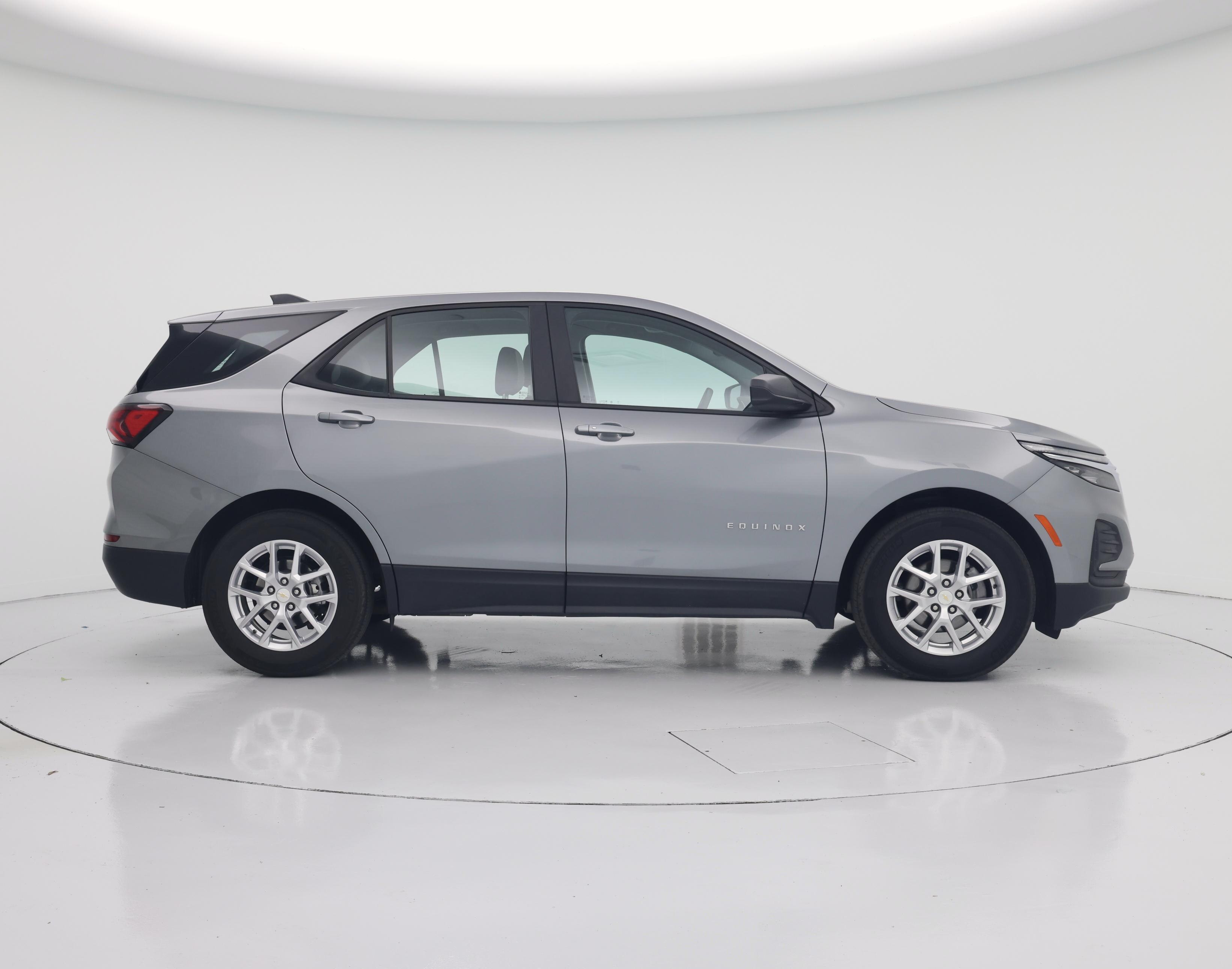 Thumbnail: 2023 Chevrolet Equinox - 7
