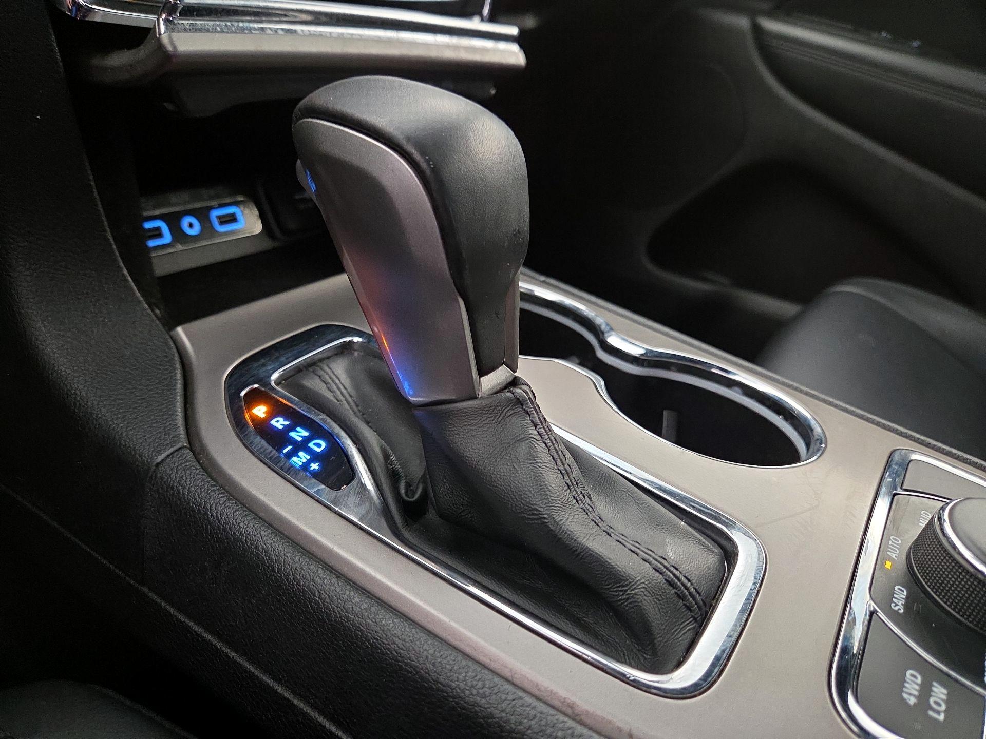 Thumbnail: 2021 Jeep Grand Cherokee - 17