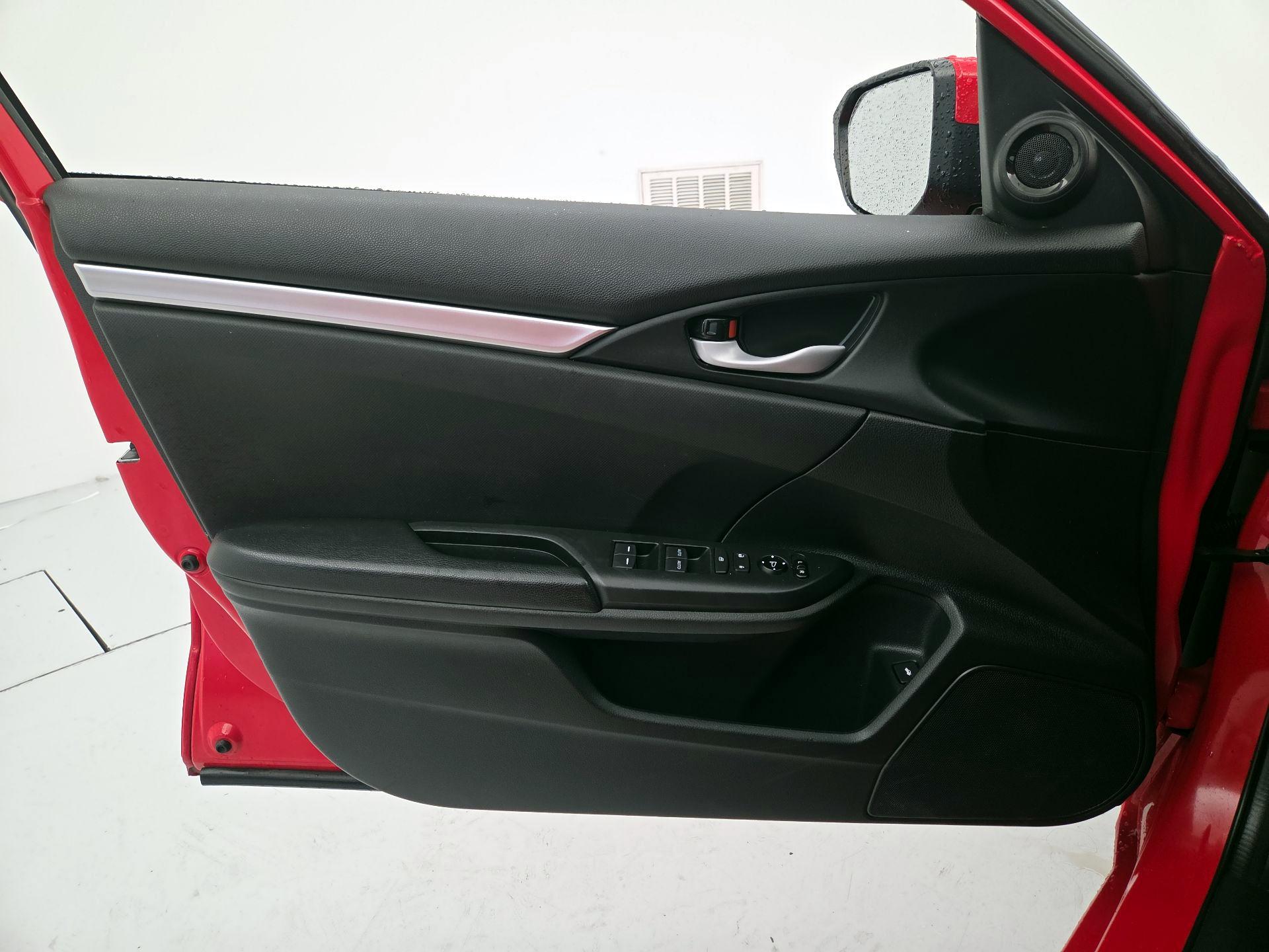 Thumbnail: 2020 Honda Civic - 12
