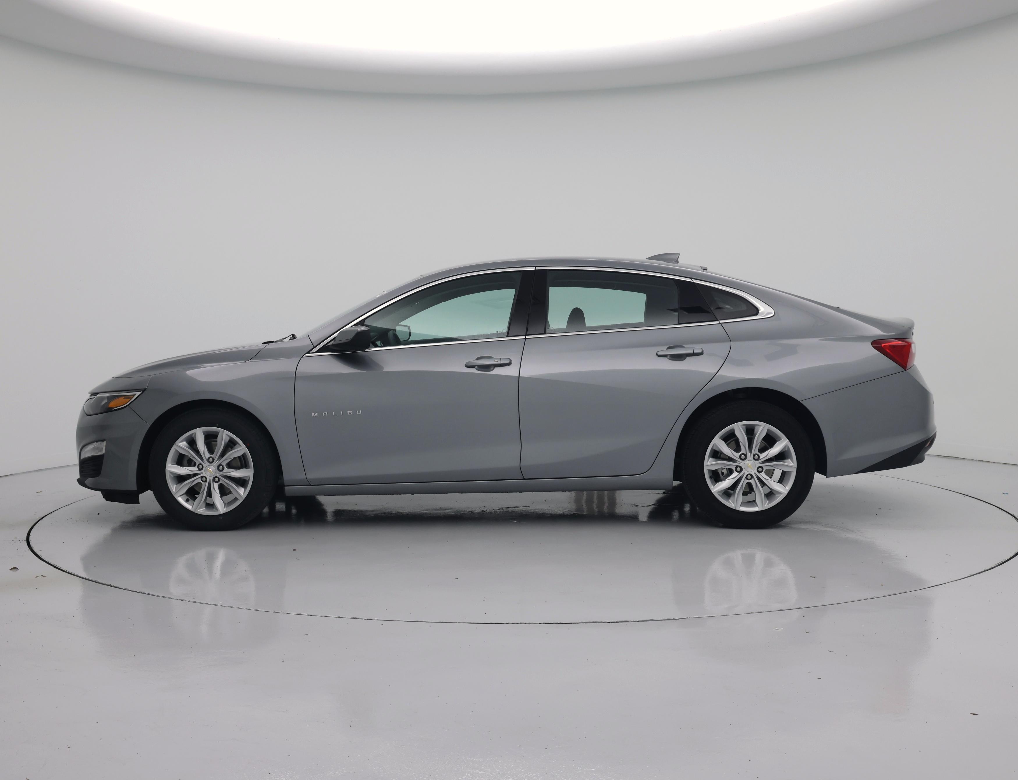 Thumbnail: 2024 Chevrolet Malibu - 3