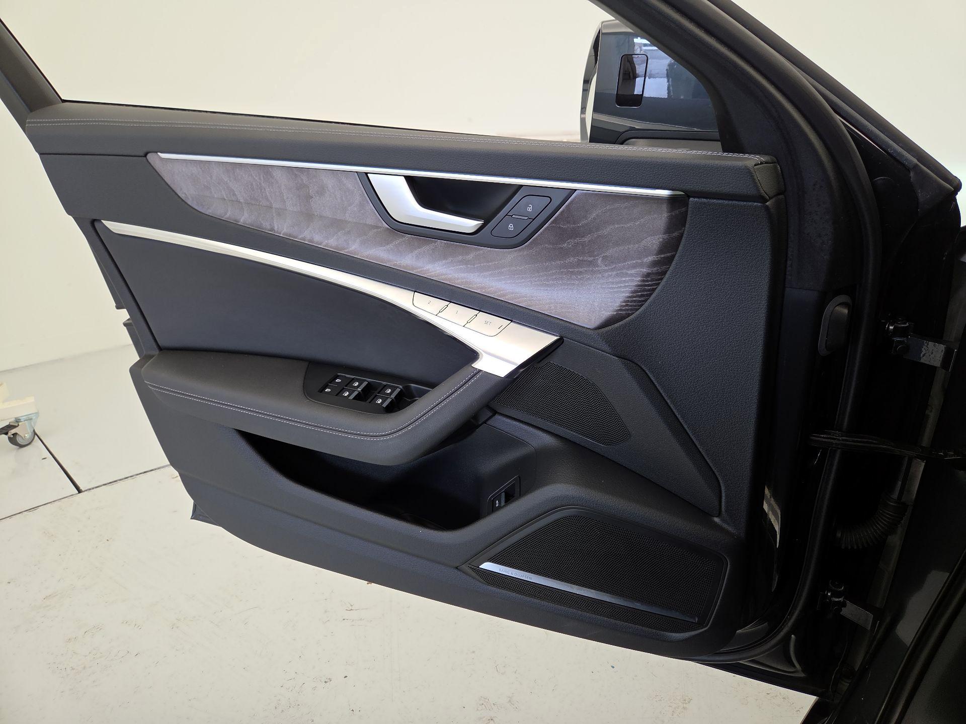 Thumbnail: 2024 Audi A6 - 12