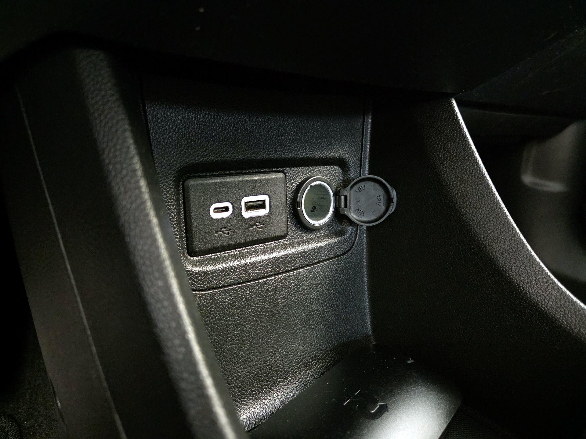 Thumbnail: 2021 Chevrolet Spark - 18