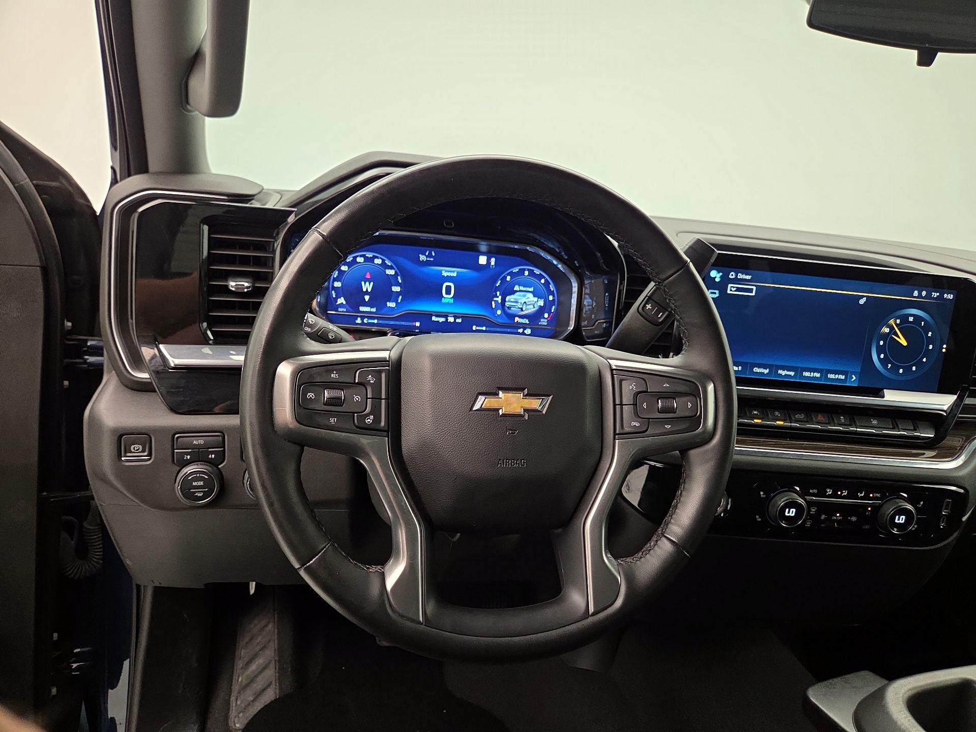 Thumbnail: 2023 Chevrolet Silverado 1500 - 10