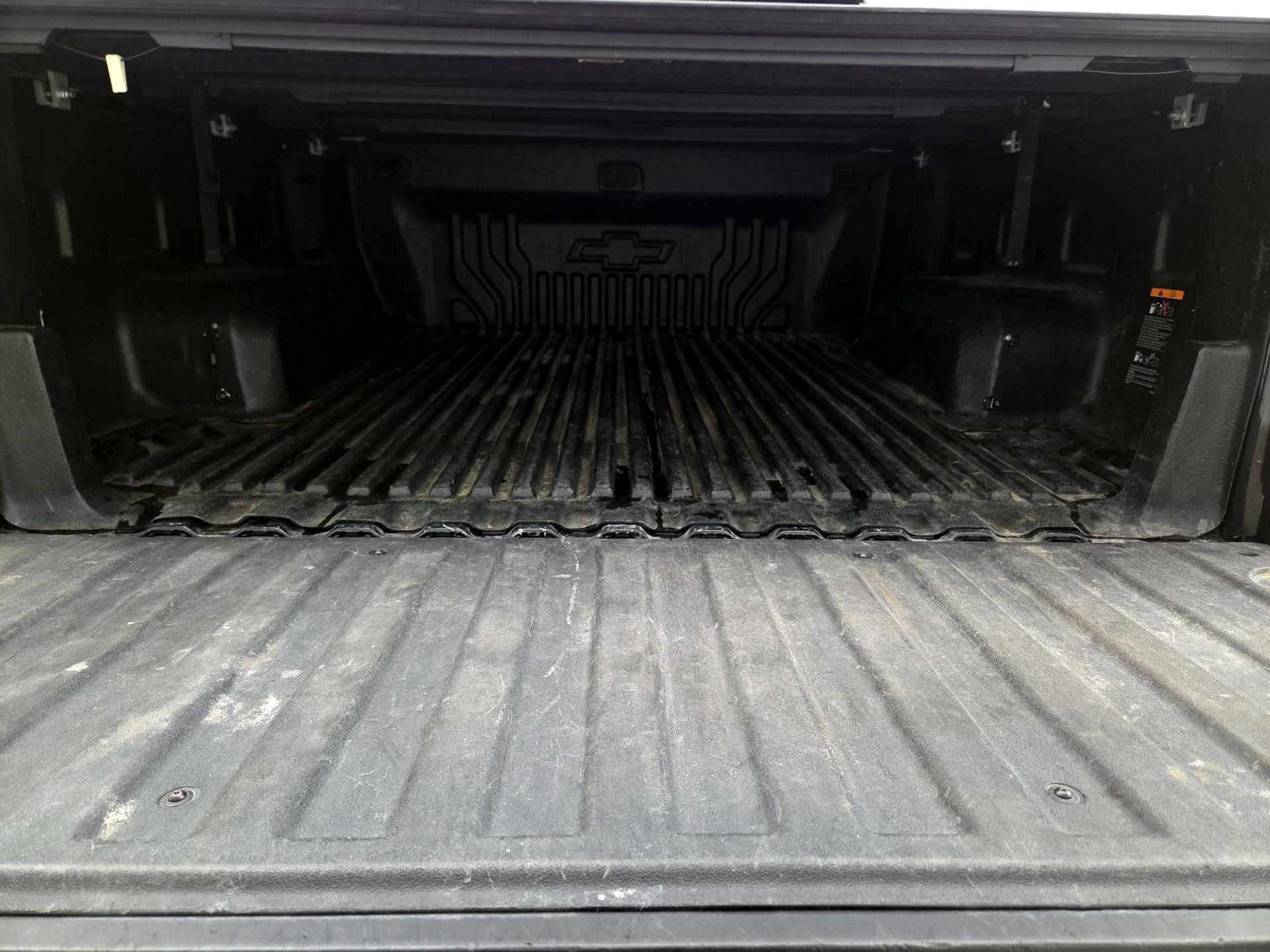 Thumbnail: 2023 Chevrolet Silverado 1500 - 20