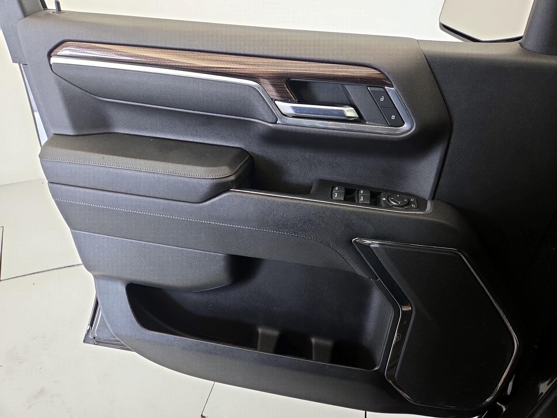 Thumbnail: 2023 Chevrolet Silverado 1500 - 12