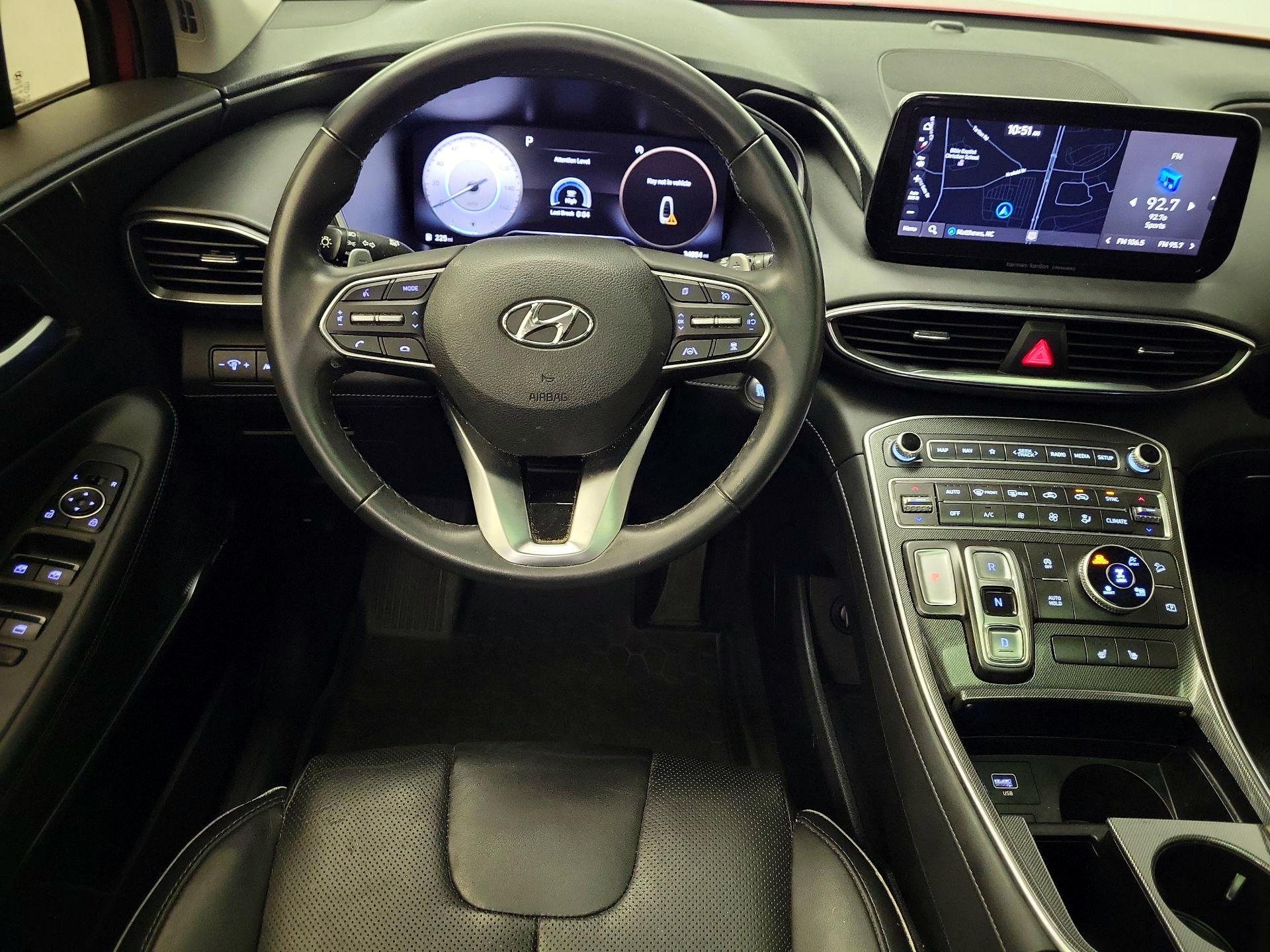 Thumbnail: 2022 Hyundai Santa Fe - 10