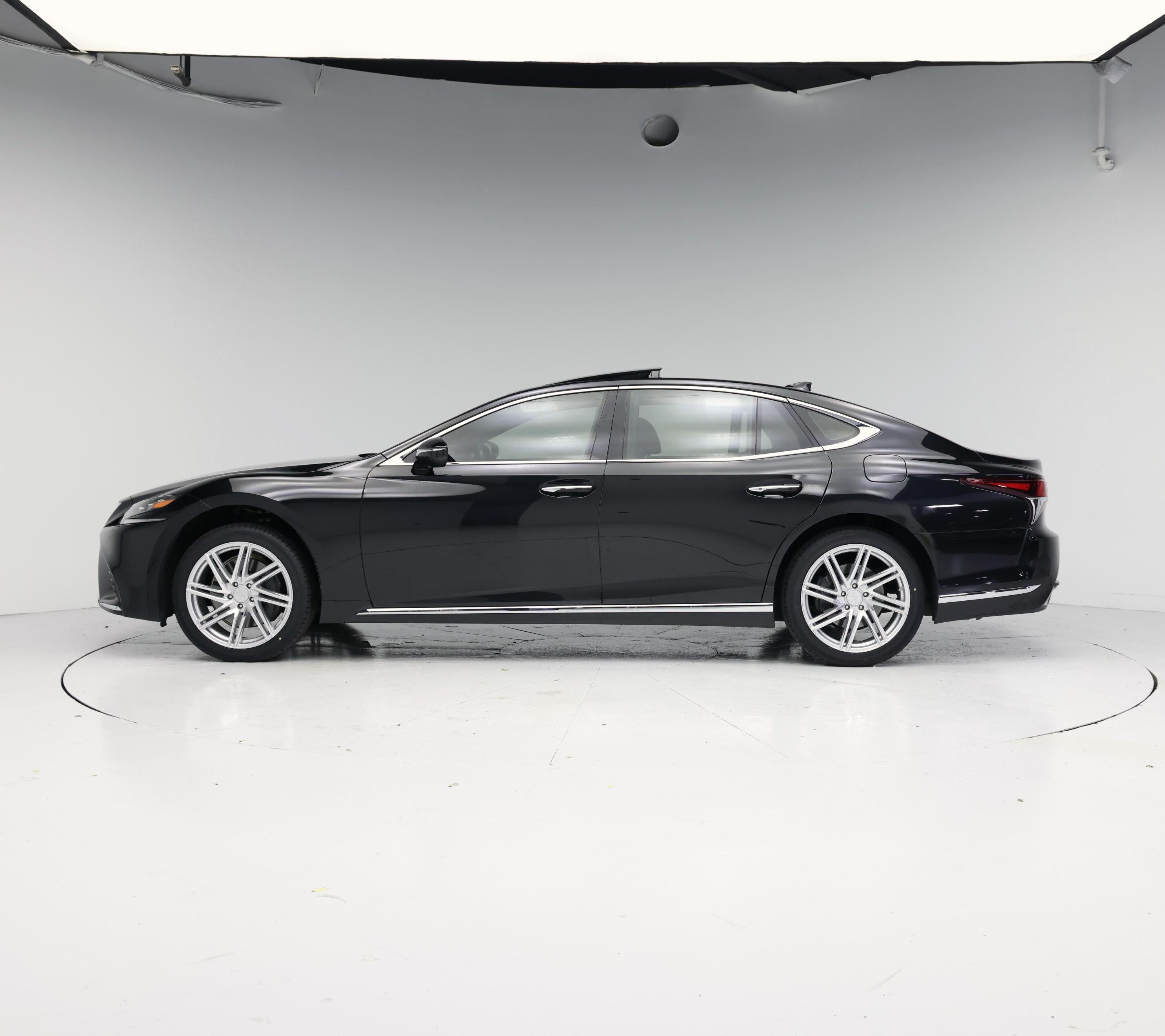 Thumbnail: 2018 Lexus LS - 3