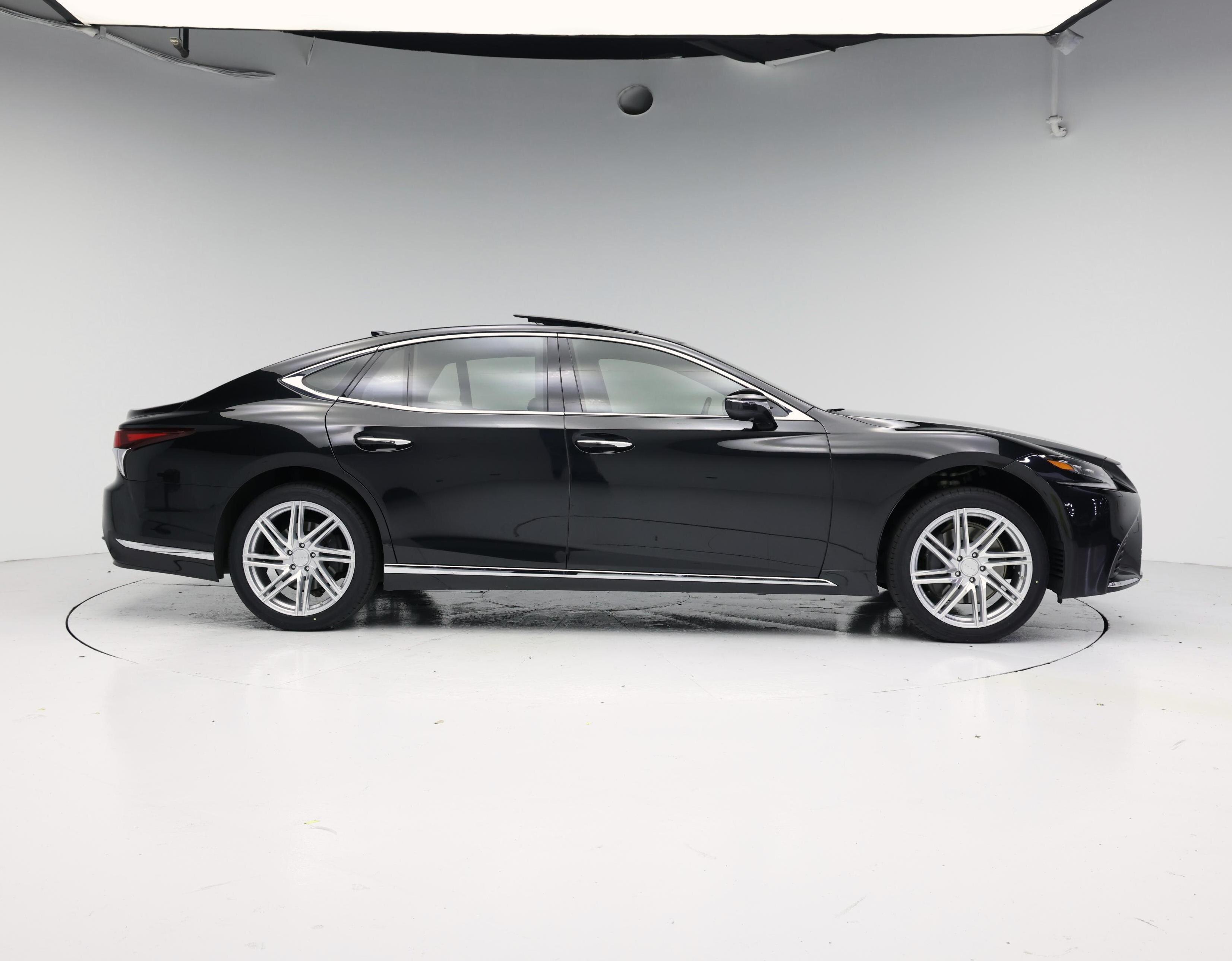 Thumbnail: 2018 Lexus LS - 7