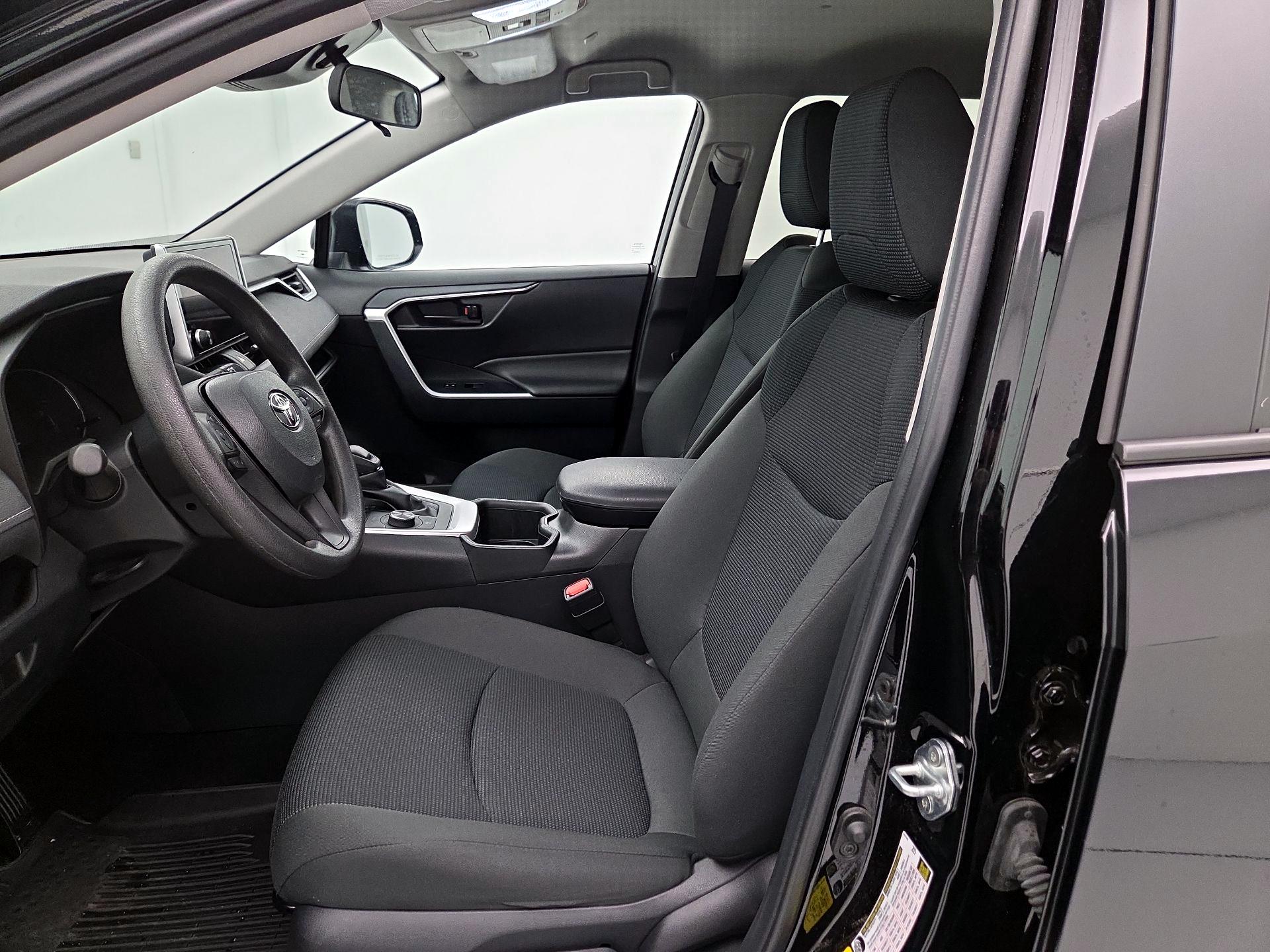 Thumbnail: 2024 Toyota RAV4 - 11