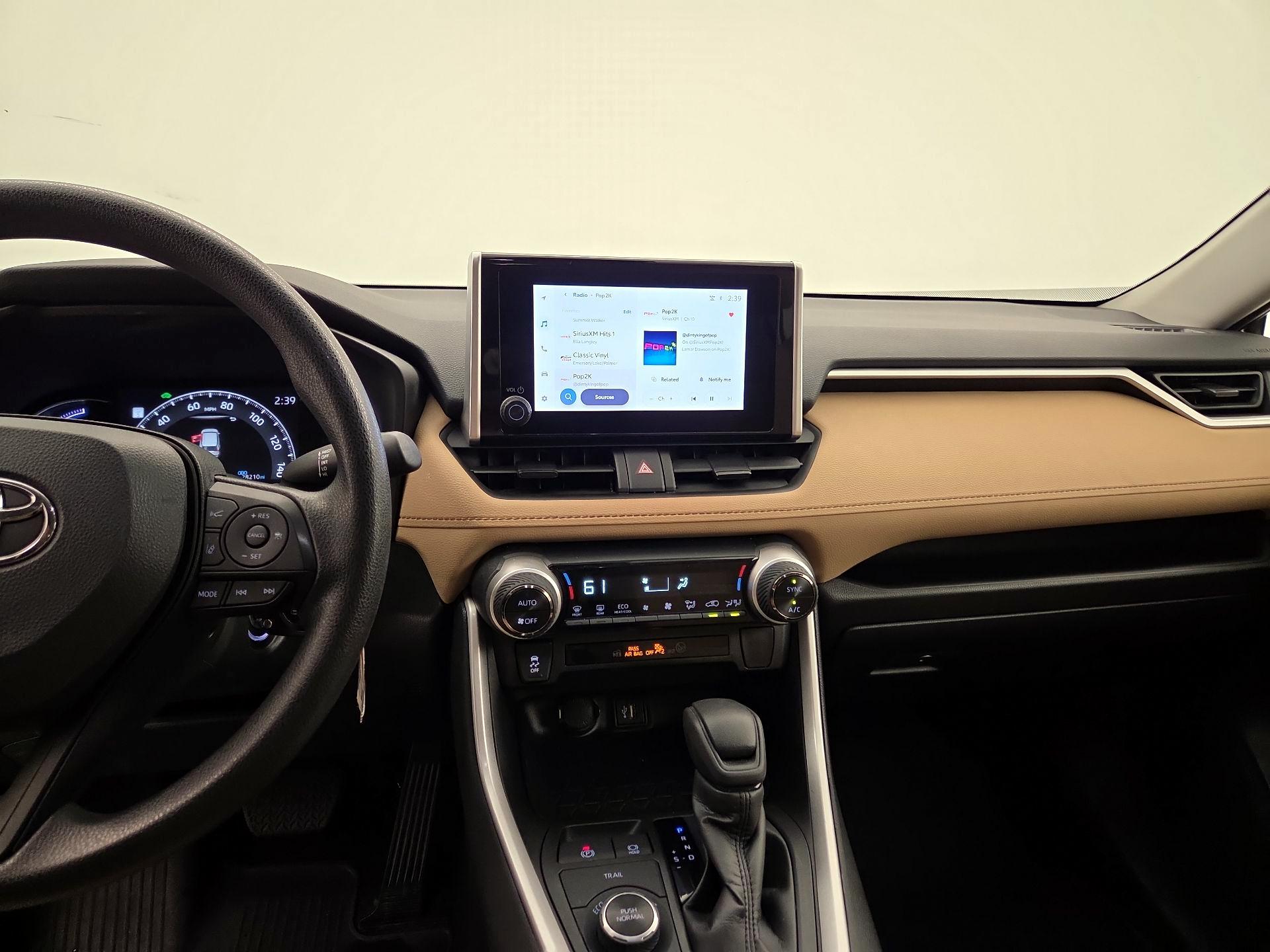 Thumbnail: 2024 Toyota RAV4 - 9