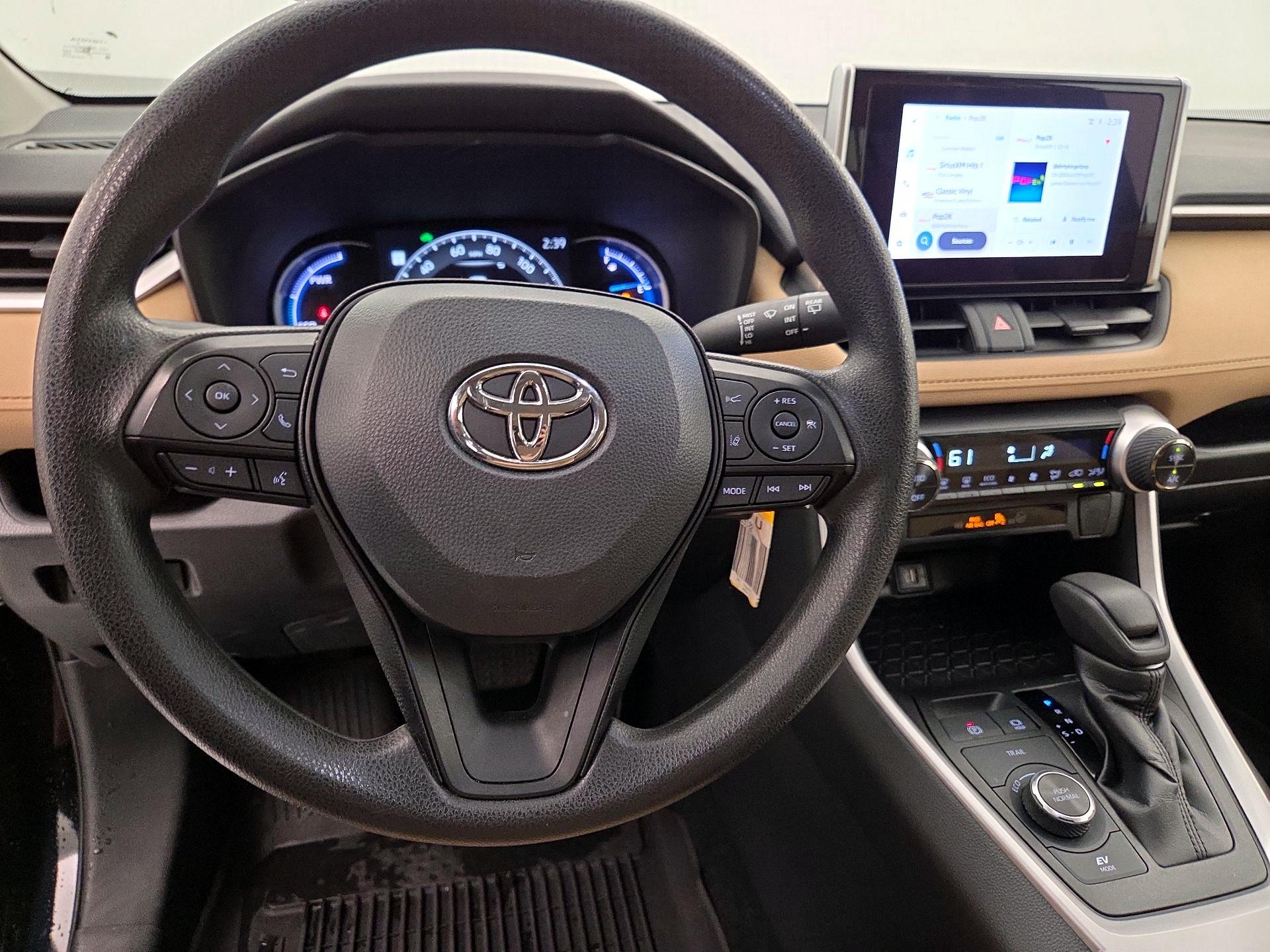 Thumbnail: 2024 Toyota RAV4 - 10