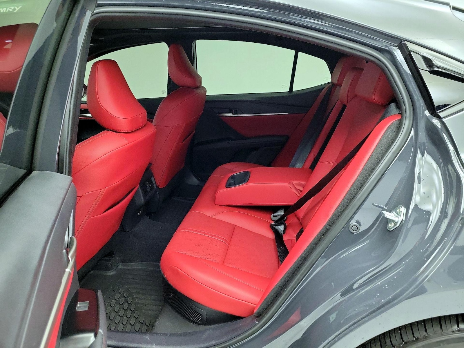 2025 Toyota Camry XSE - Photo 21