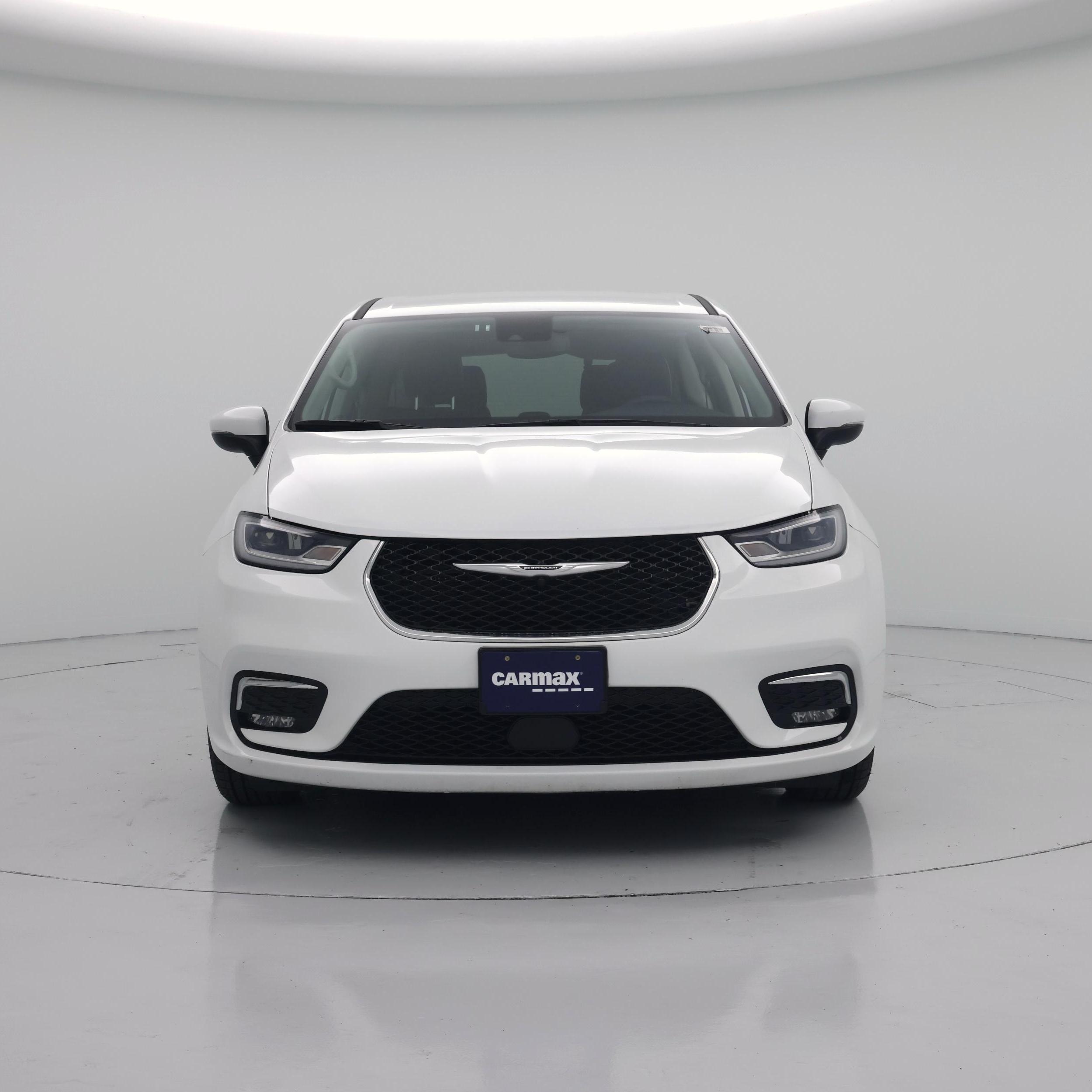 Thumbnail: 2023 Chrysler Pacifica - 5