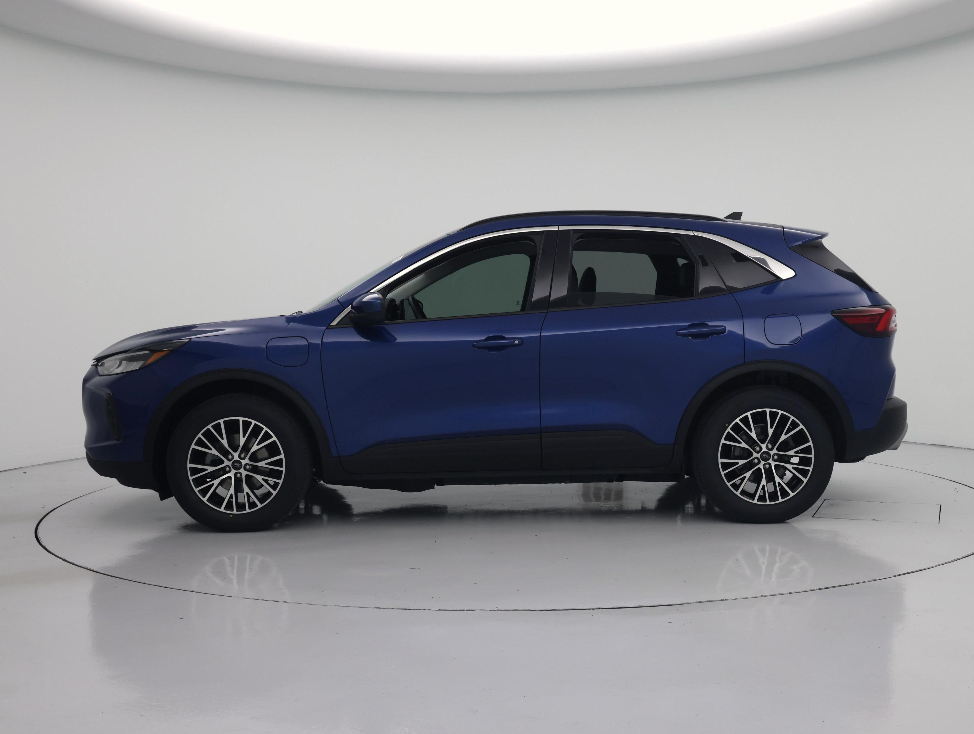 Thumbnail: 2023 Ford Escape - 3