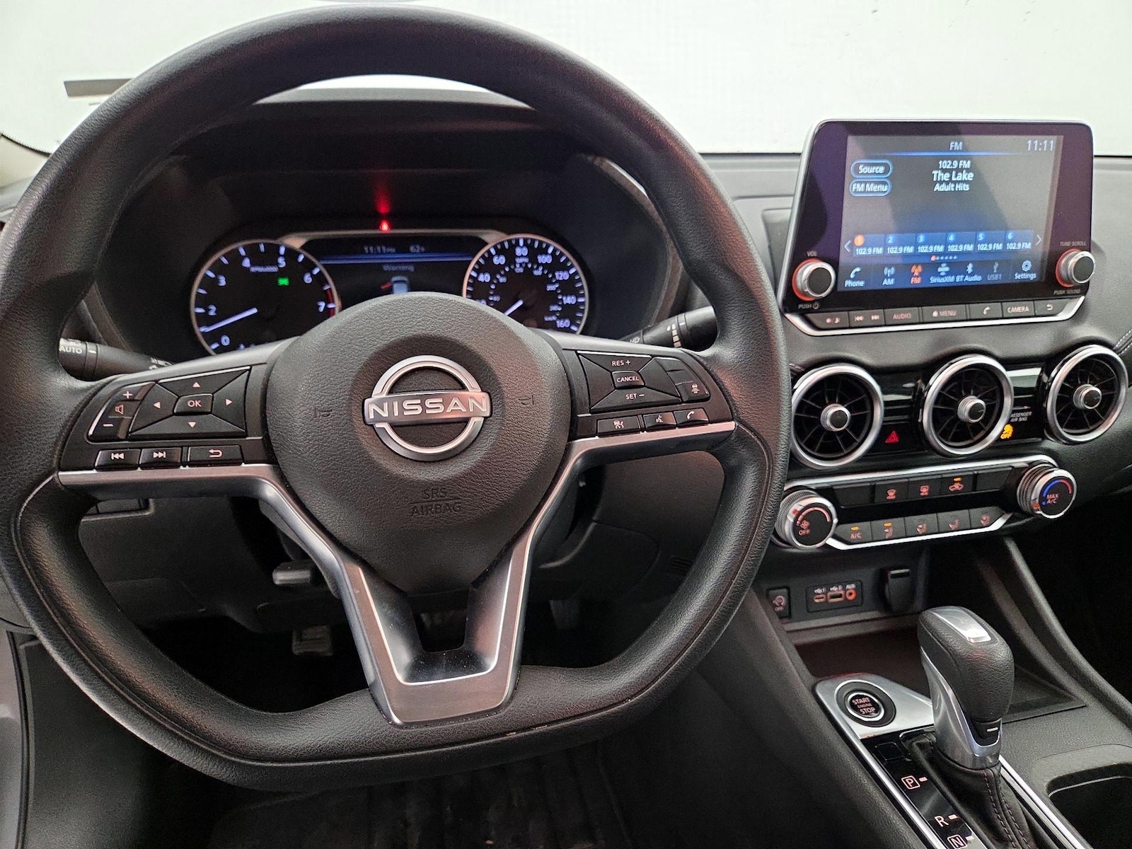 2024 Nissan Sentra SV - Photo 11