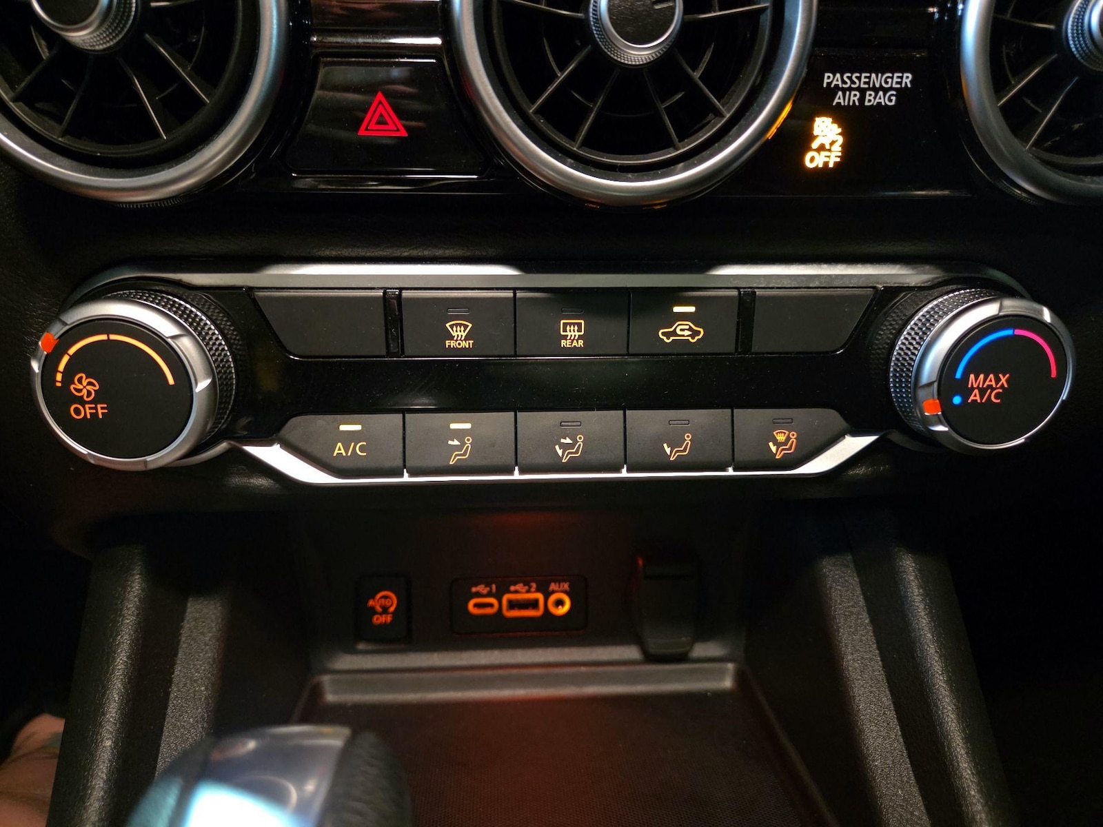 2024 Nissan Sentra SV - Photo 17