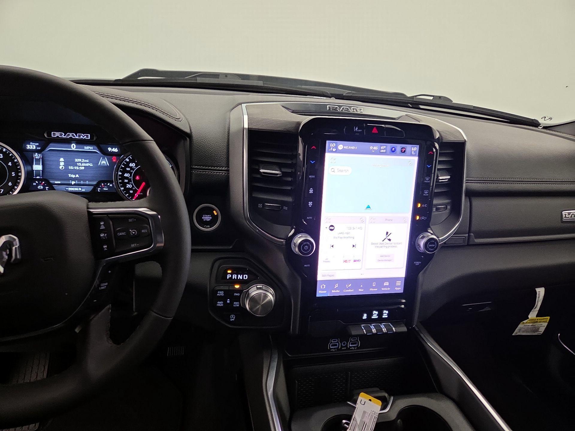 Thumbnail: 2025 RAM 1500 - 9