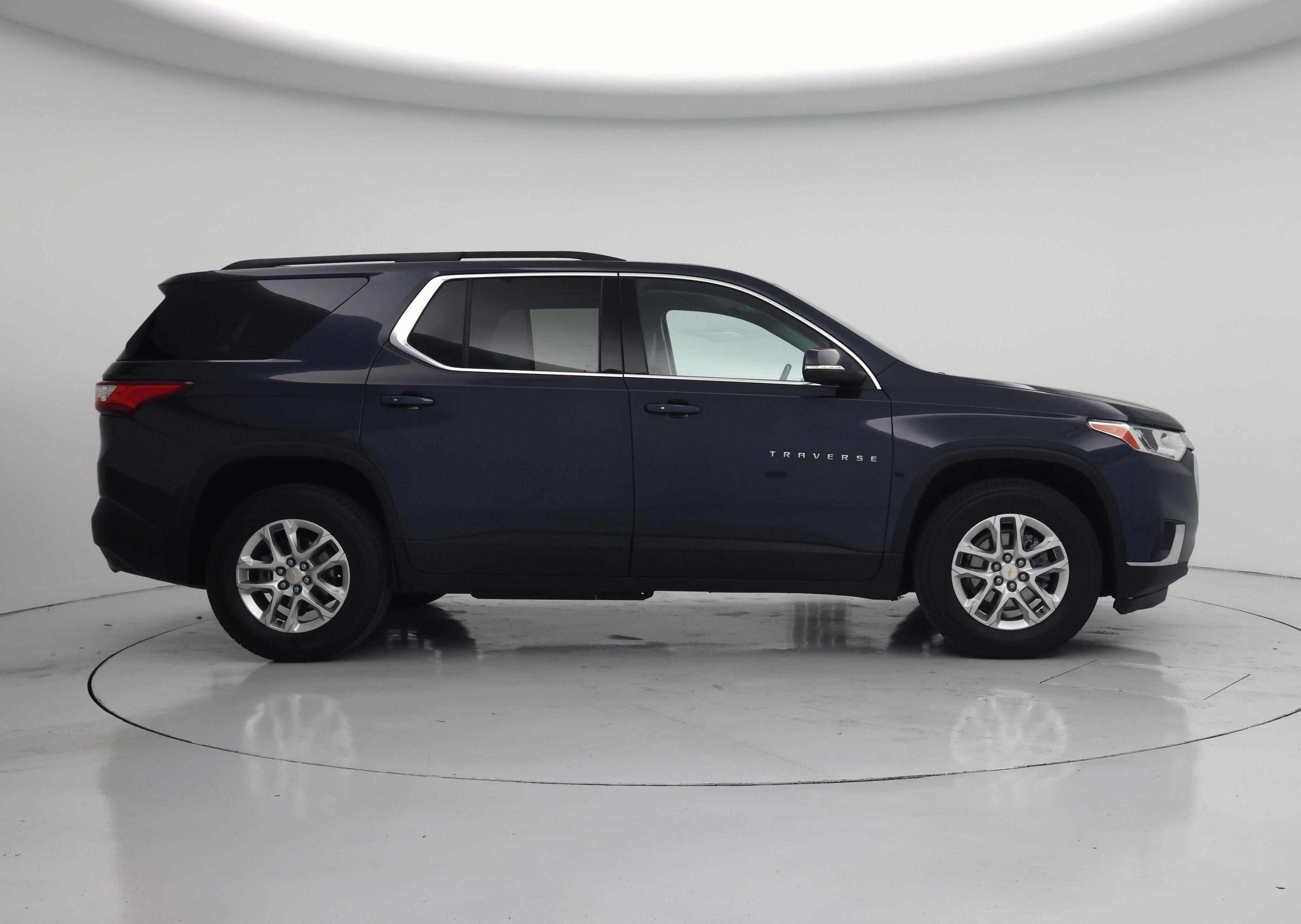 Thumbnail: 2021 Chevrolet Traverse - 7