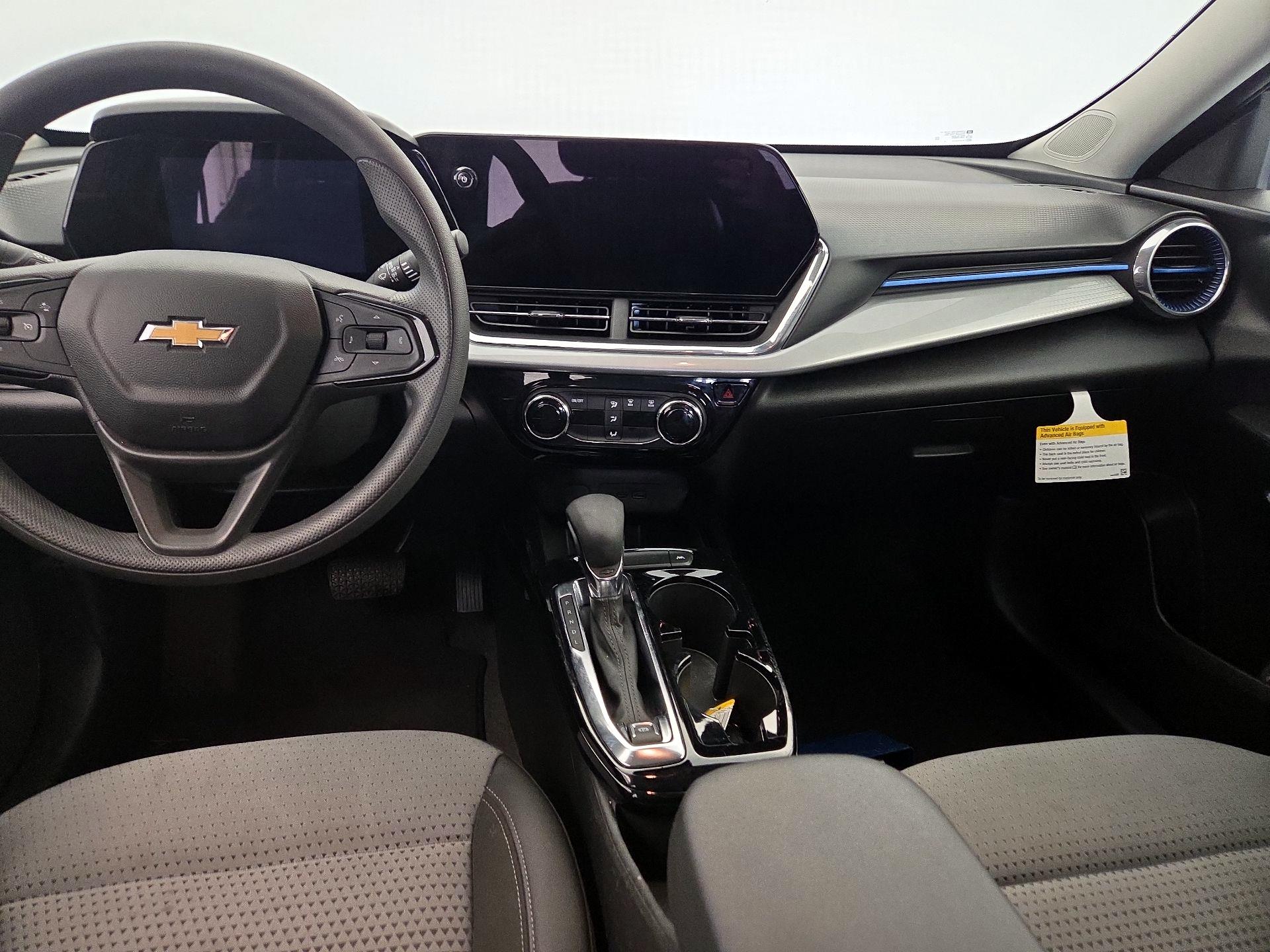 Thumbnail: 2025 Chevrolet Trax - 9