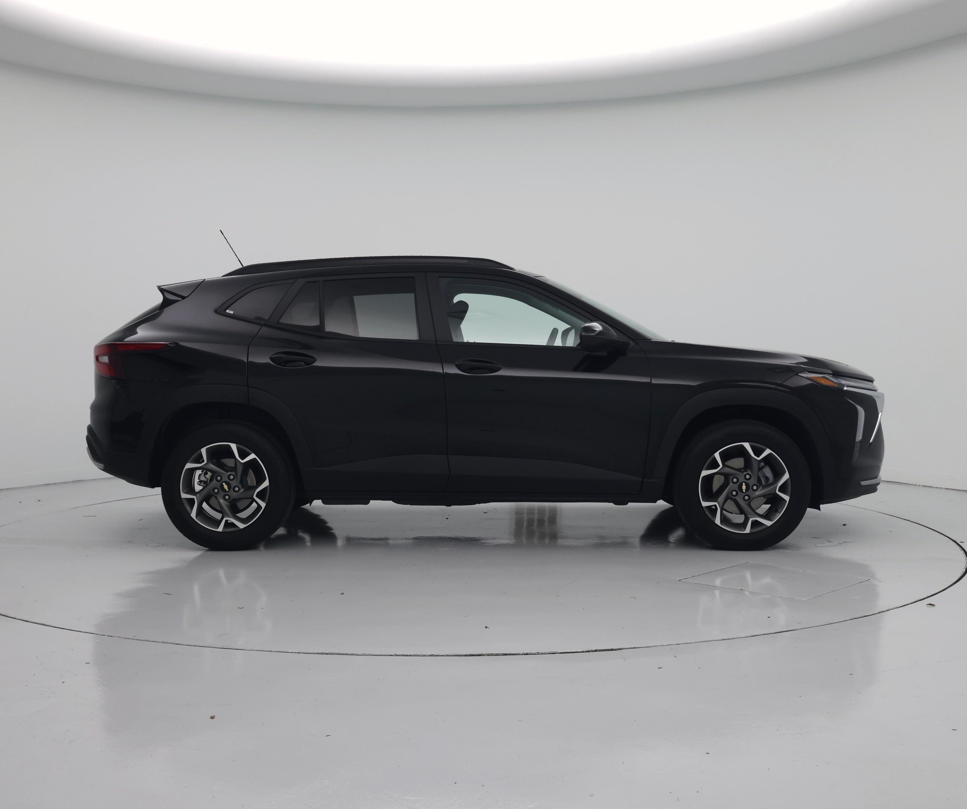 Thumbnail: 2025 Chevrolet Trax - 7