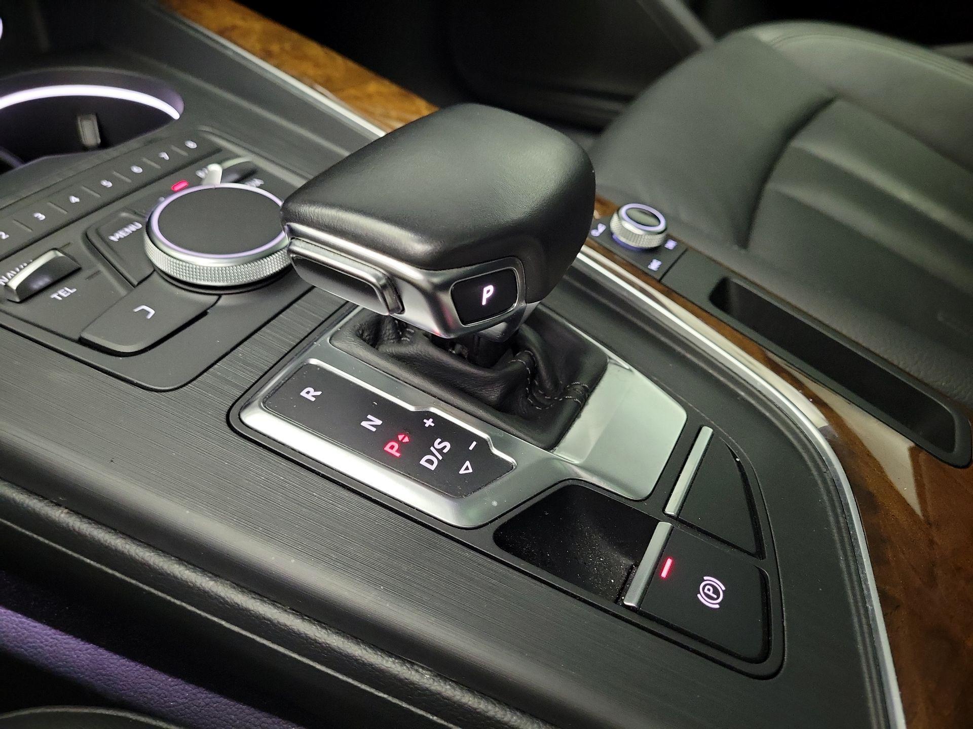 Thumbnail: 2019 Audi A4 - 17